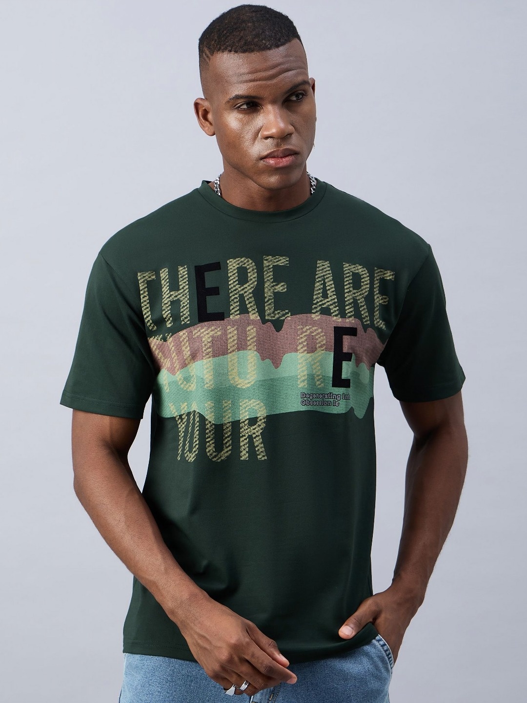 

REPRISE Men Typography Printed Pockets T-shirt, Green