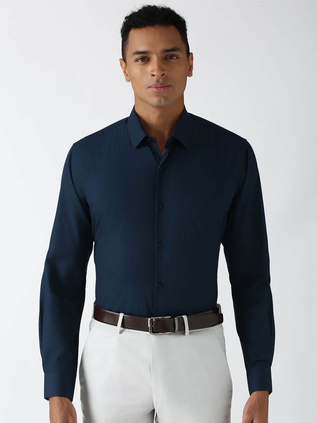 

Peter England Men Opaque Formal Shirt, Navy blue