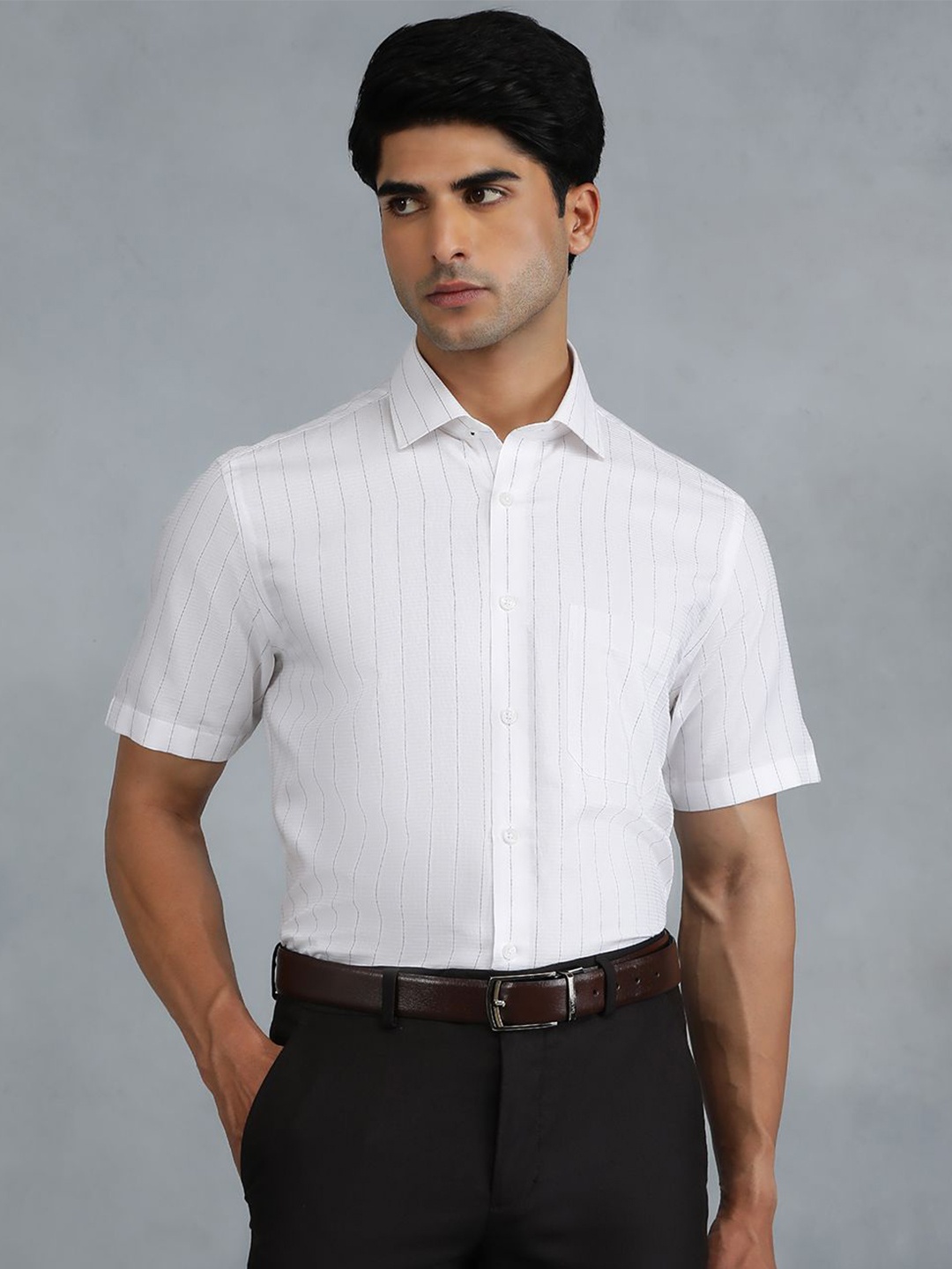 

Greenfibre Men Opaque Striped Casual Shirt, White