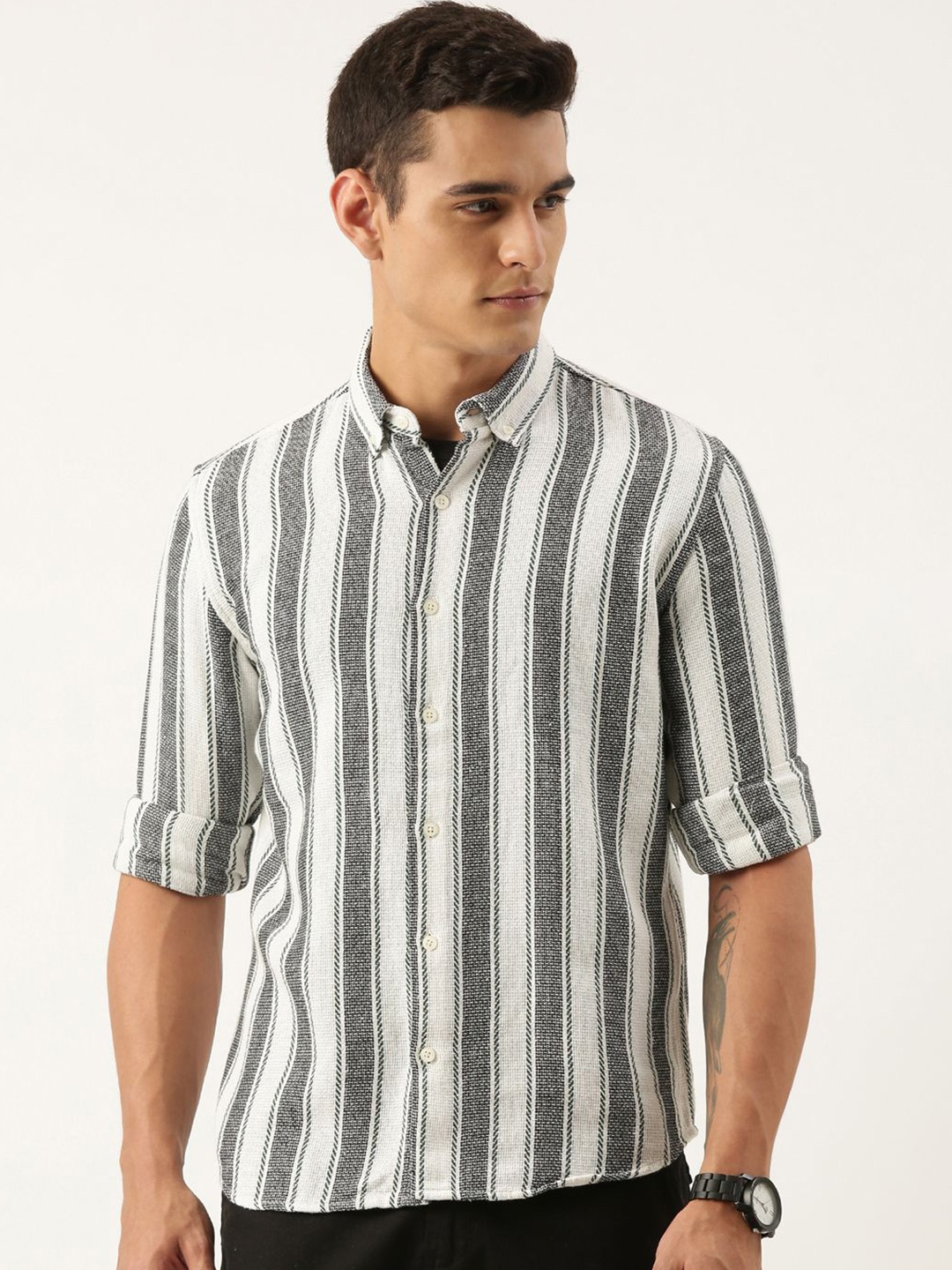 

ROLLER FASHIONS Men Slim Fit Opaque Striped Casual Shirt, Multi