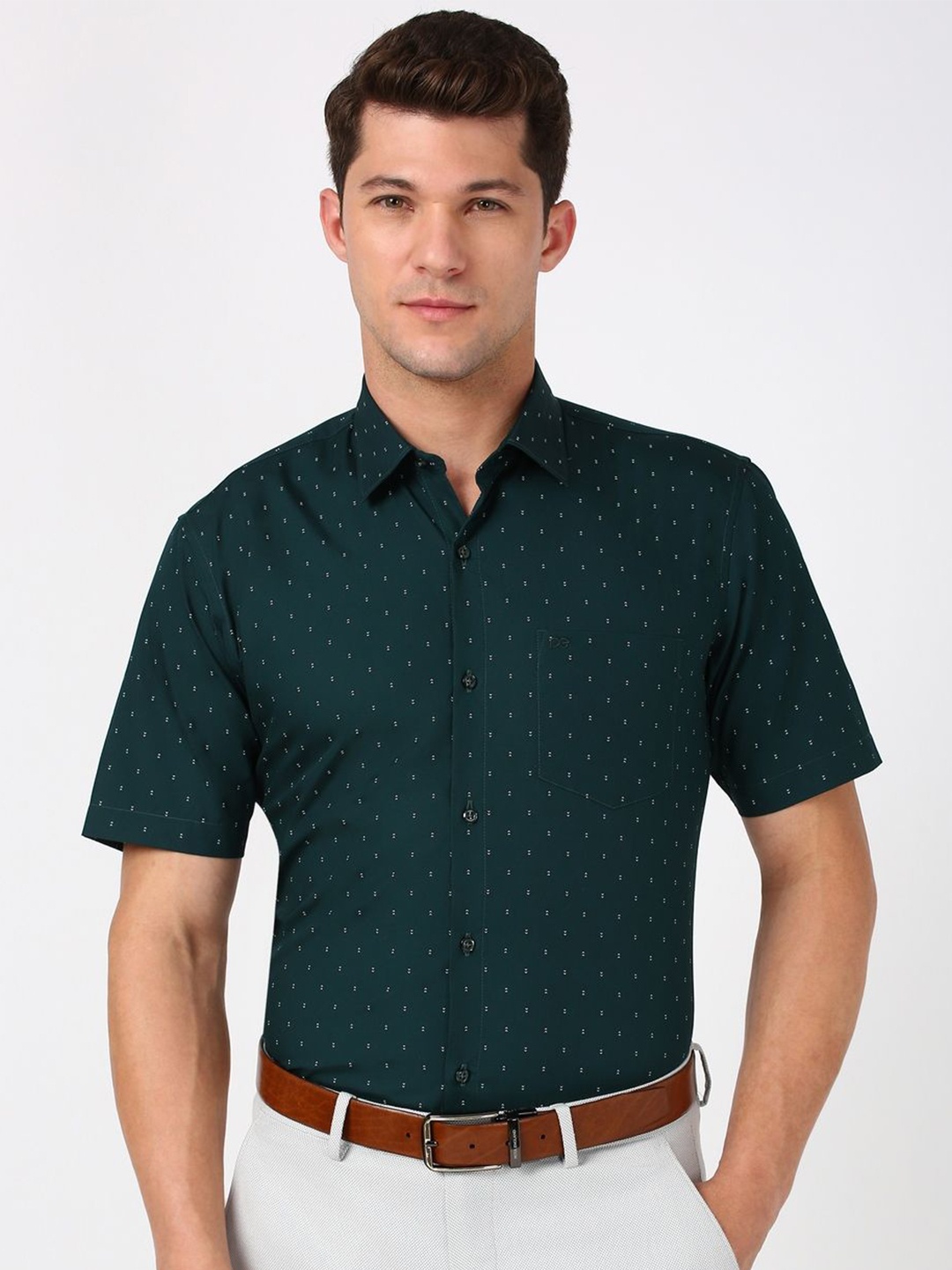 

Peter England Men Classic Opaque Printed Formal Shirt, Green