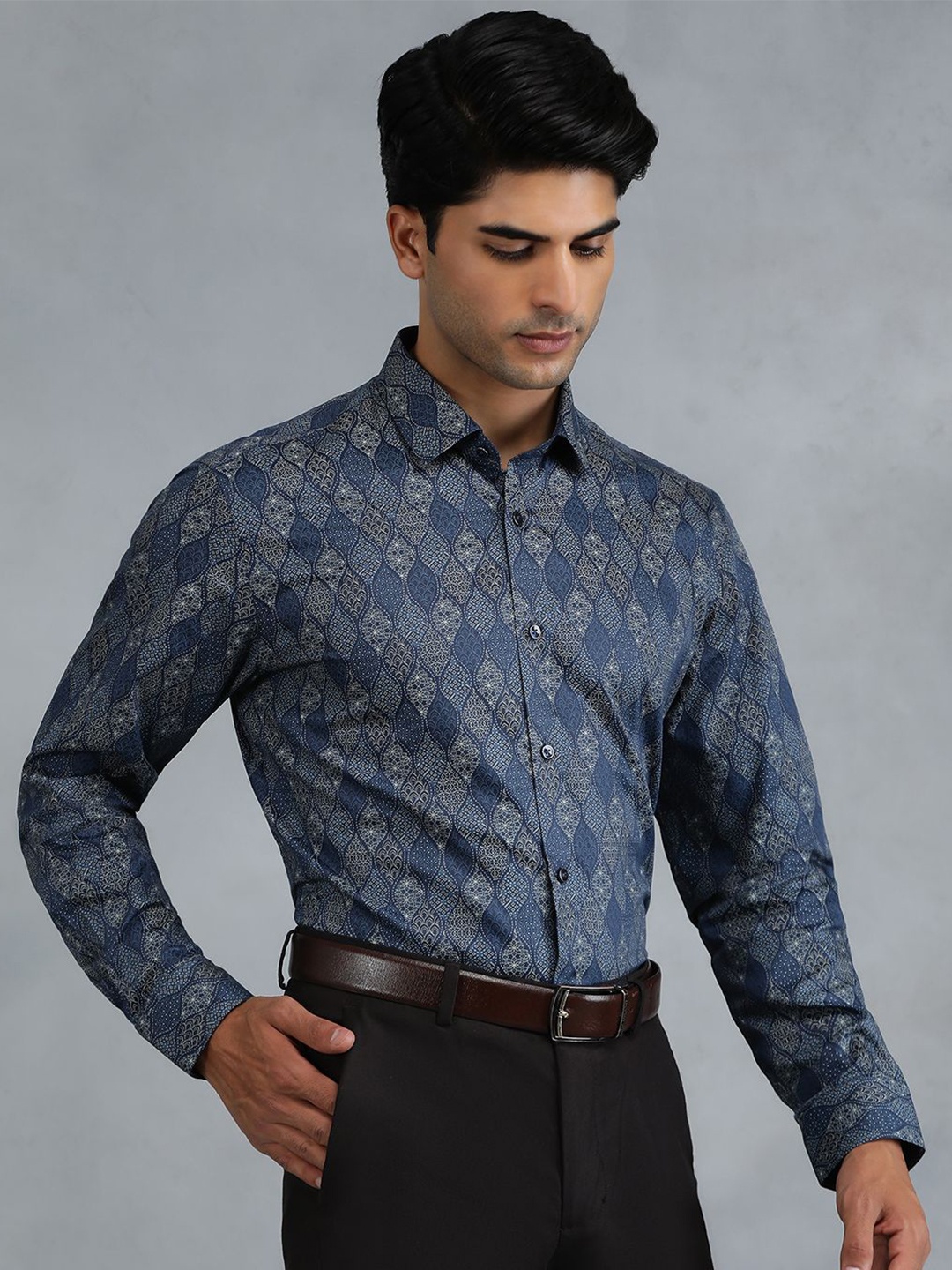 

Greenfibre Men Slim Fit Opaque Printed Casual Shirt, Blue