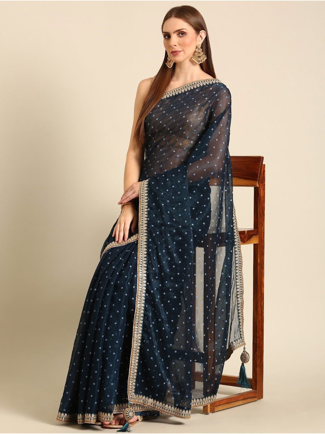 

all about you Floral Sequinned Pure Chiffon Saree, Blue