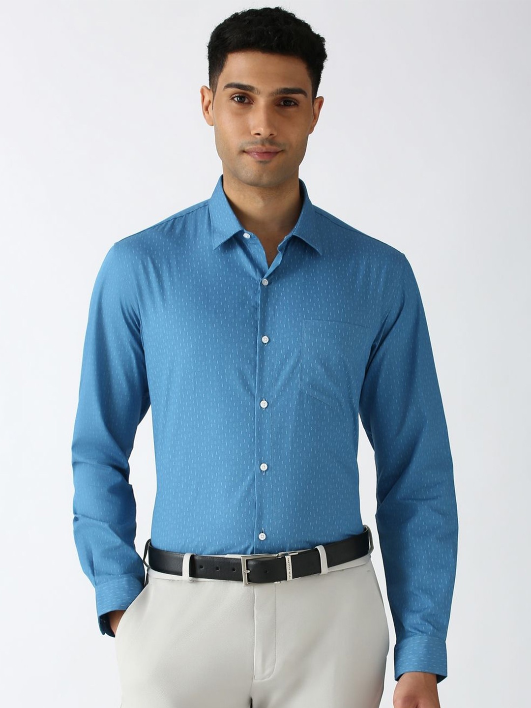 

Peter England Men Slim Fit Opaque Printed Formal Shirt, Blue