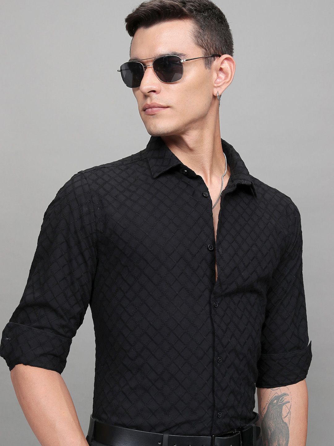 

HIGHLANDER Men Embrode Occasion Slim Fit Shirt, Black