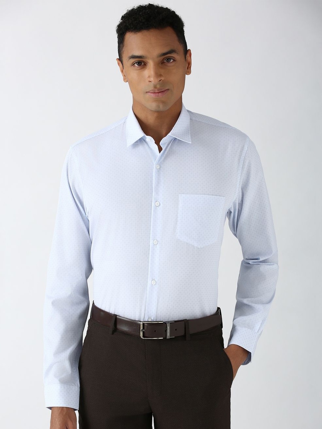 

Peter England Men Slim Fit Opaque Formal Shirt, Blue