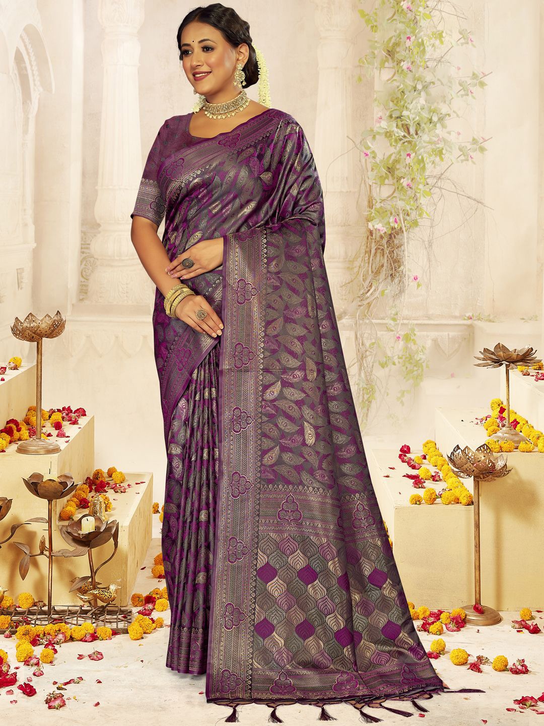 

SANGAM PRINTS Woven Design Zari Satin Tussar Saree, Lavender