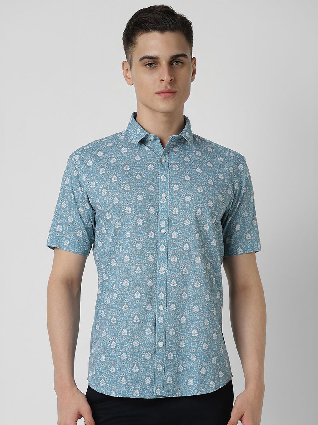 

V Dot Men Slim Fit Floral Opaque Printed Party Shirt, Blue