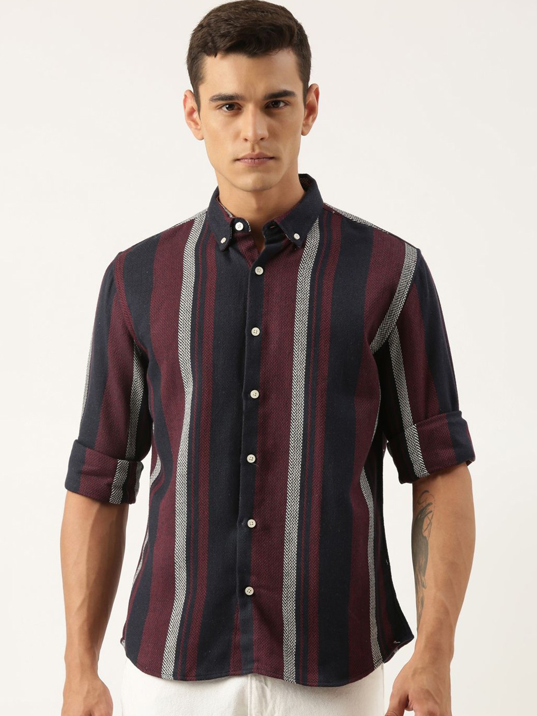 

ROLLER FASHIONS Men Slim Fit Multi Stripes Opaque Striped Casual Shirt