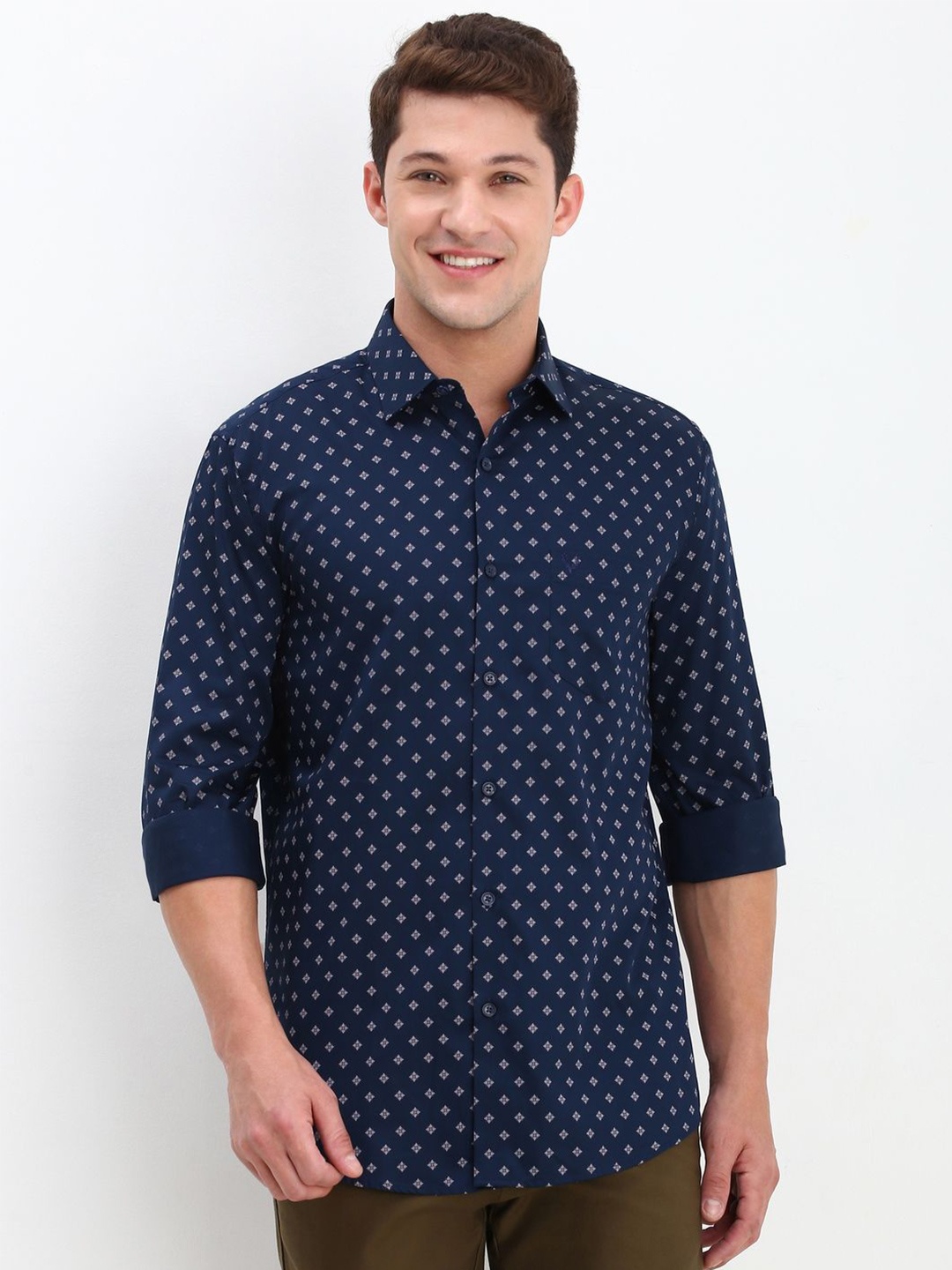 

Allen Solly Men Slim Fit Opaque Printed Casual Shirt, Navy blue