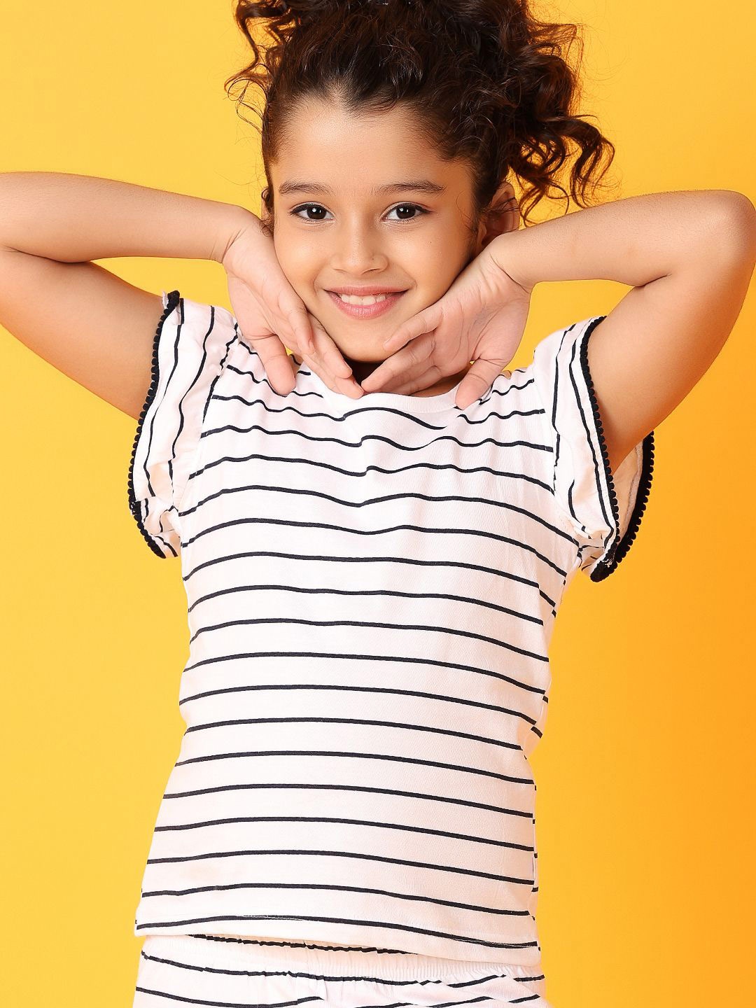 

V-Mart Girls Striped T-shirt with Shorts, White