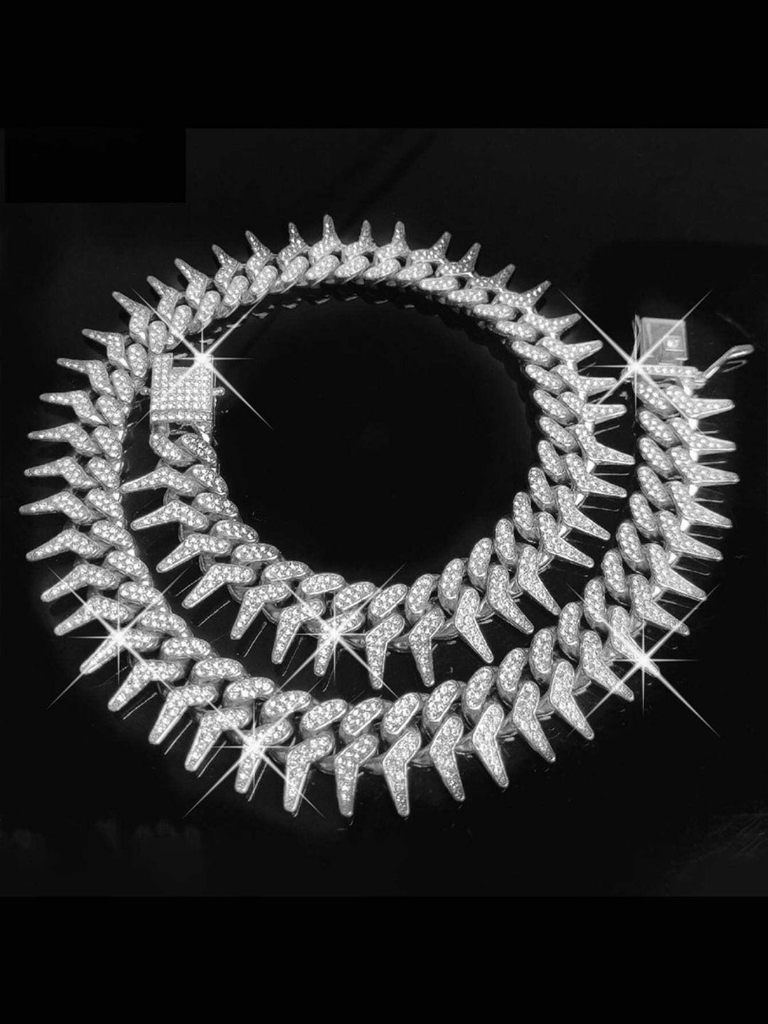 

KRENOZ Men Chain, Silver