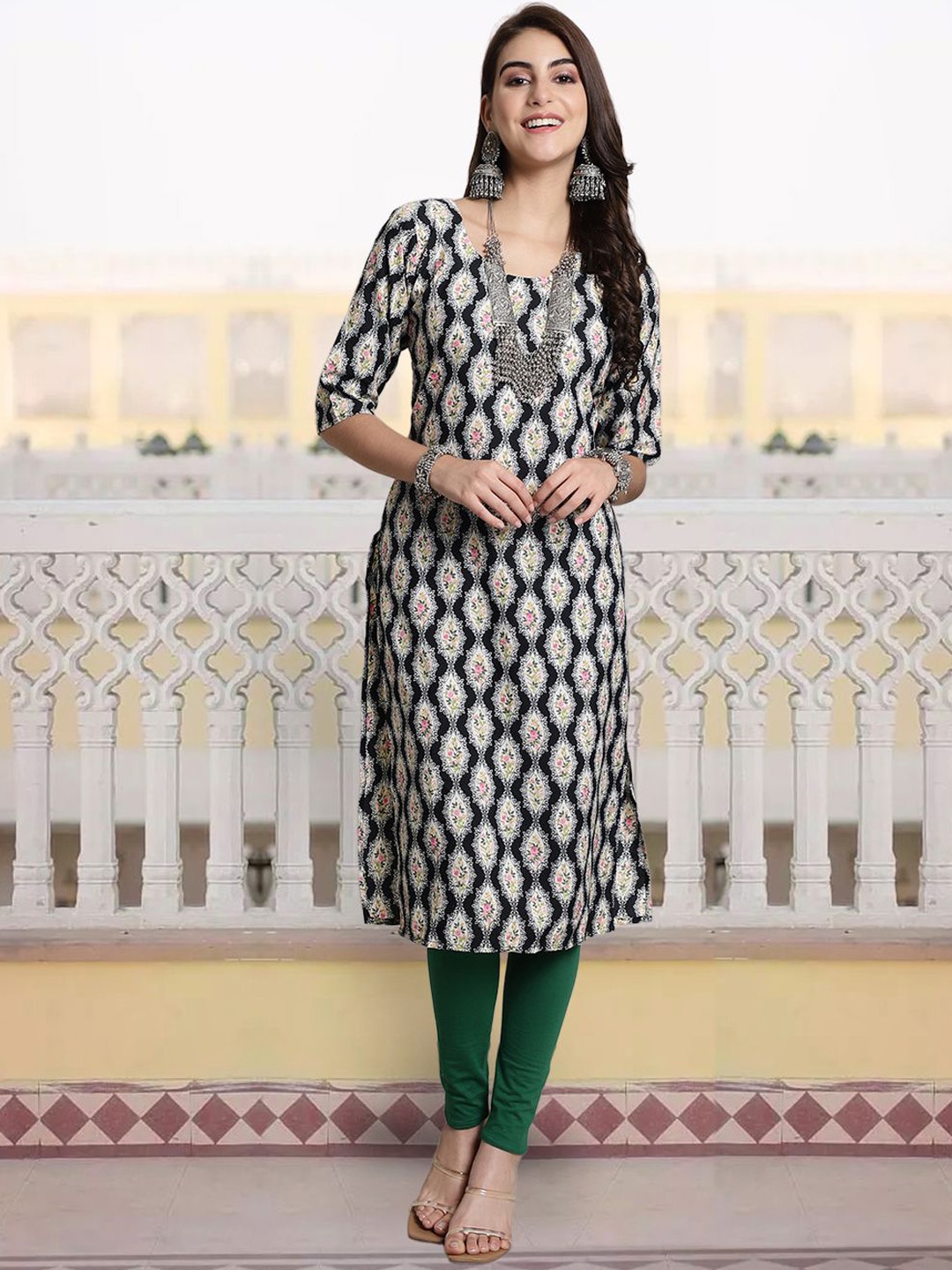

7Threads Women Ethnic Motifs Printed Sequinned Floral Crepe Kurta, Multi
