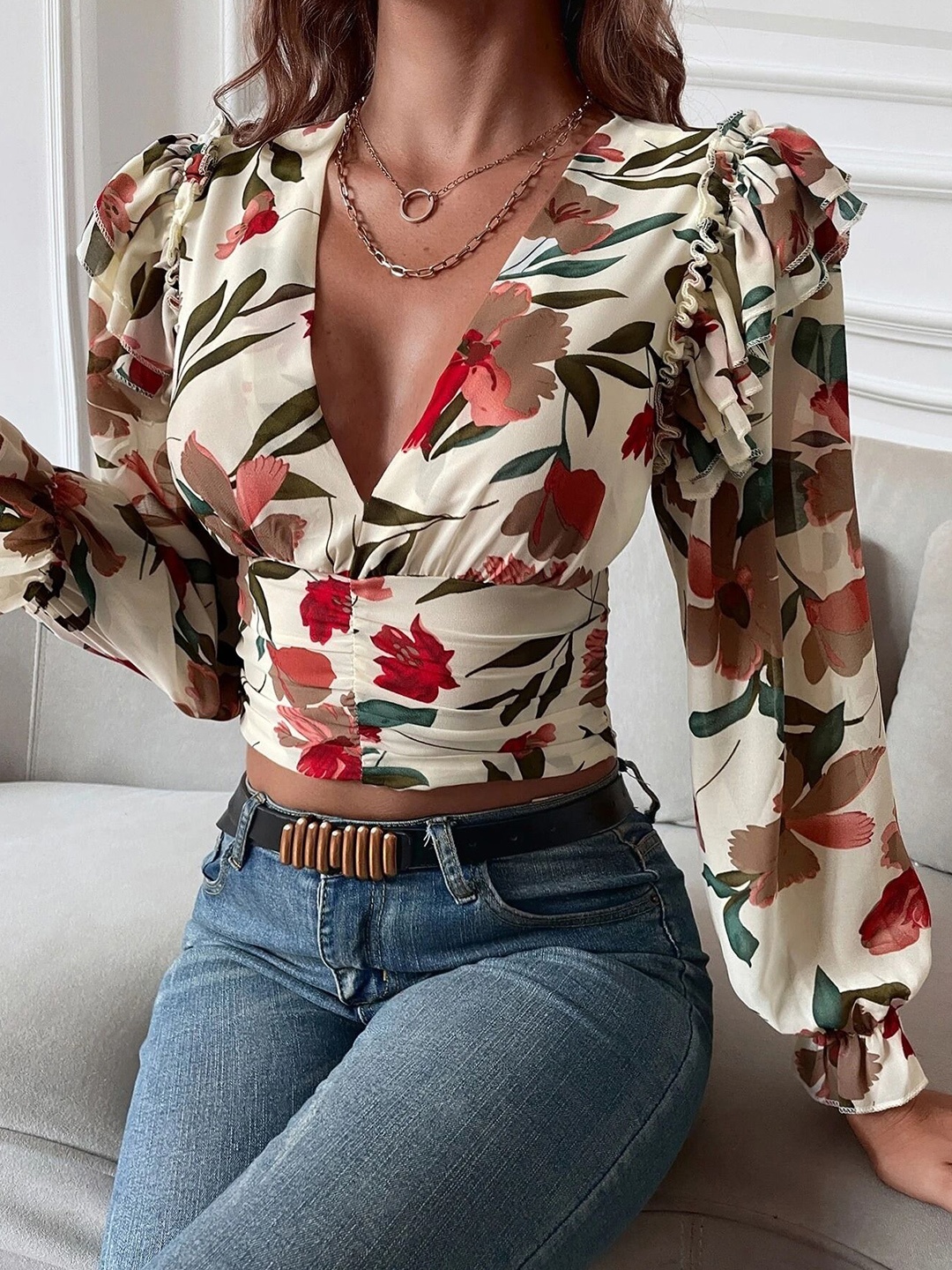 

Stylecast X Slyck Floral Print Ruffles Crop Top, Cream