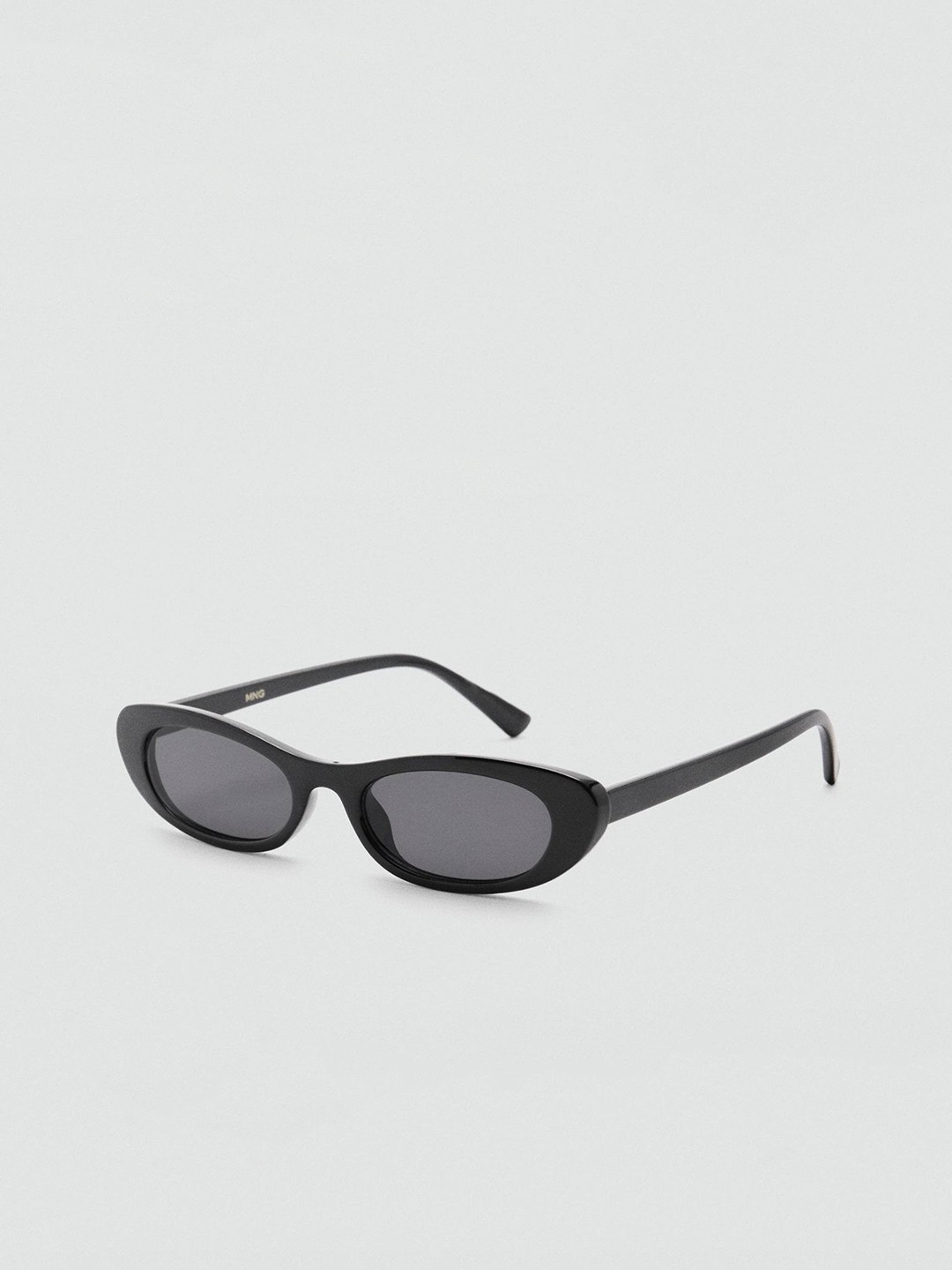 

MANGO Women Oval Sunglasses with UV Protected Lens 77042540, Black