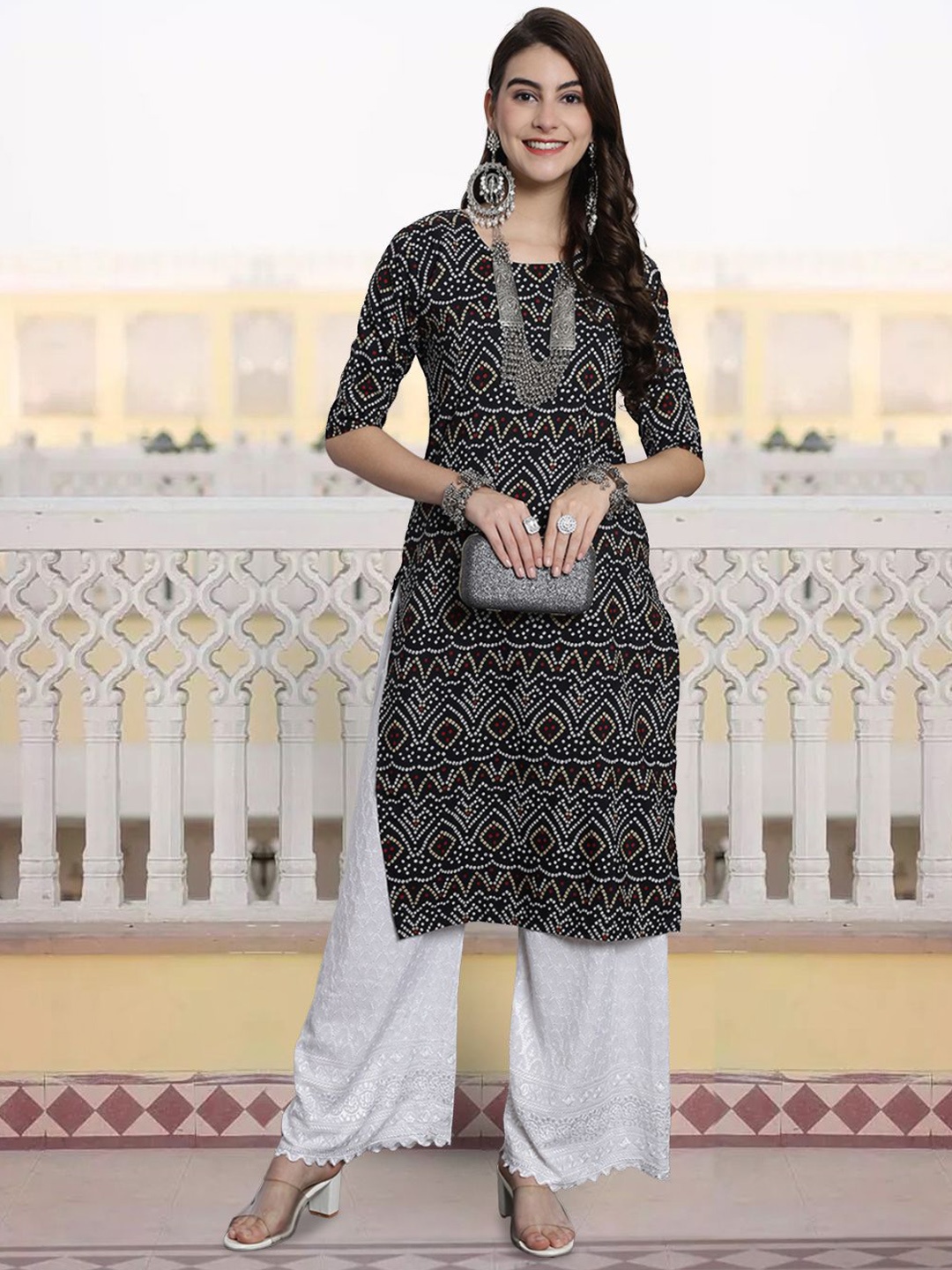 

7Threads Women Printed Cold-Shoulder Sleeves Thread Work Floral Crepe Kurta, Multi