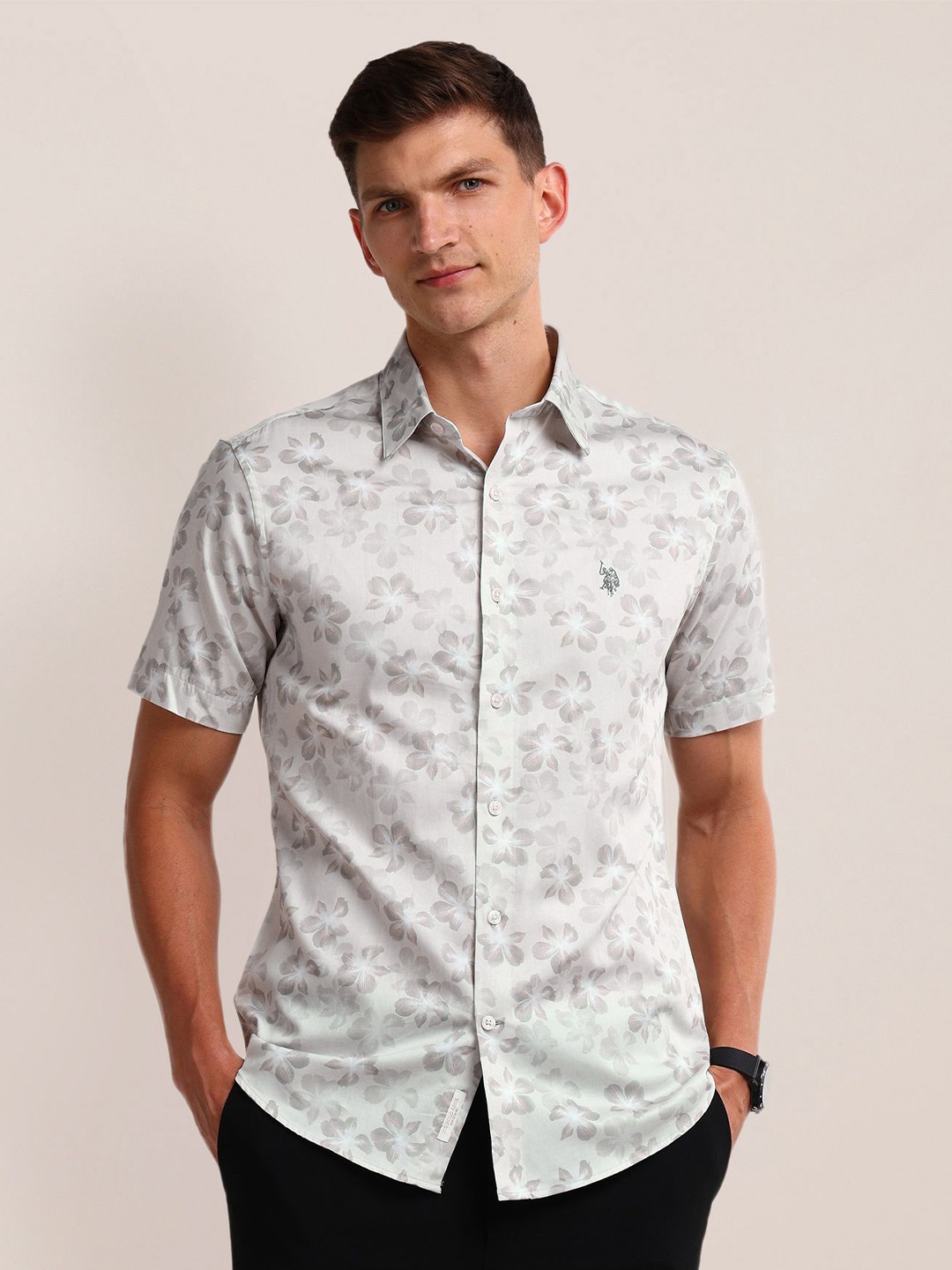 

U.S. Polo Assn. Men Classic Floral Opaque Printed Casual Shirt, Grey