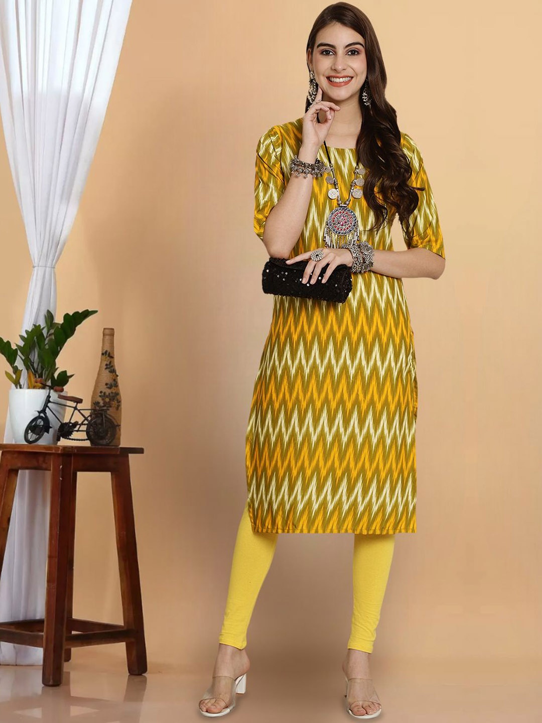 

7Threads Women Printed Floral Crepe Kurta, Multi