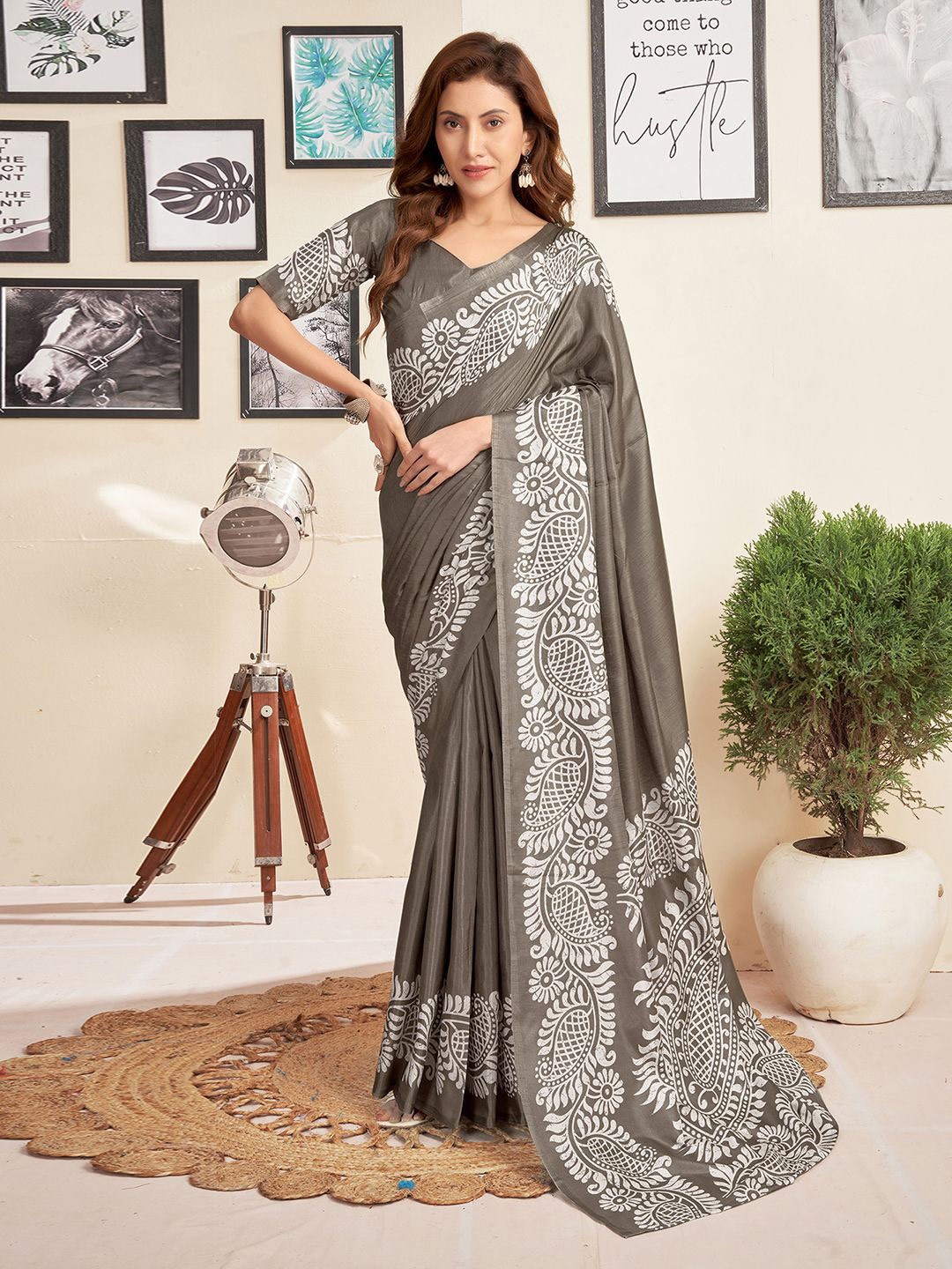 

KALINI Women Solid soft Saree with Blouse Piece, Grey