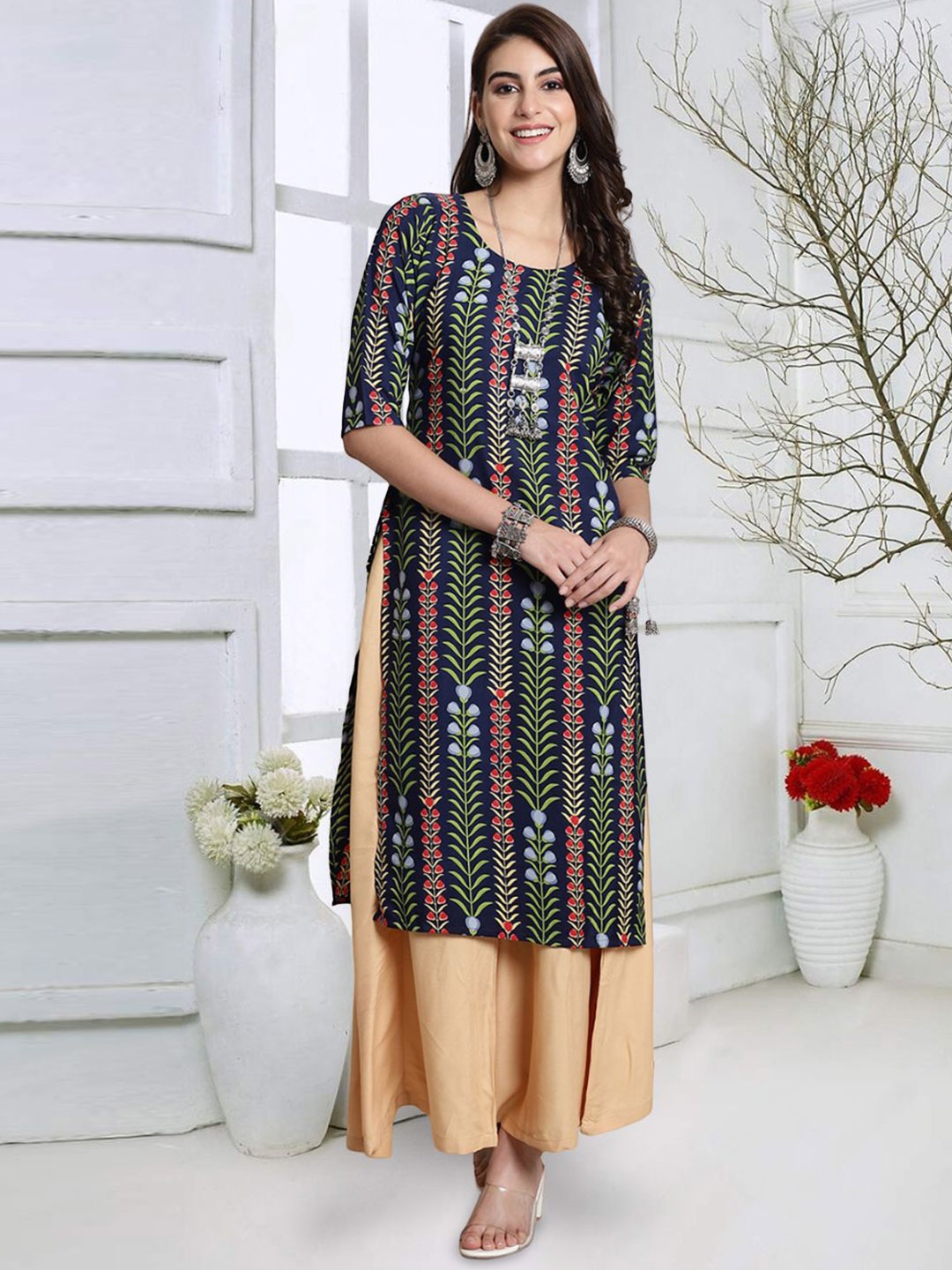 

7Threads Women Geometric Striped Keyhole Neck Thread Work Floral Crepe Kurta, Multi