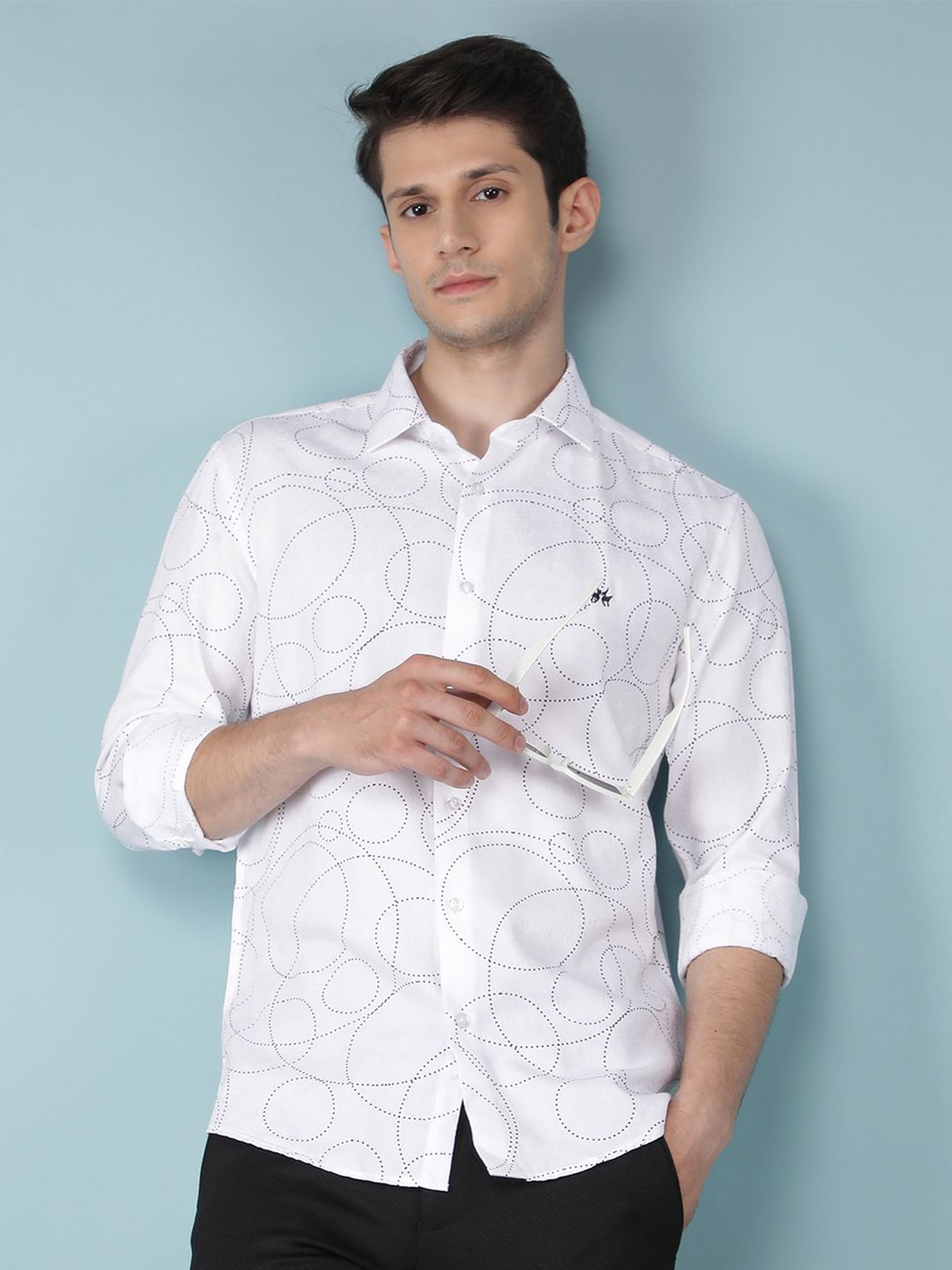 

Crimsoune Club Men Classic Slim Fit Opaque Printed Casual Shirt, White