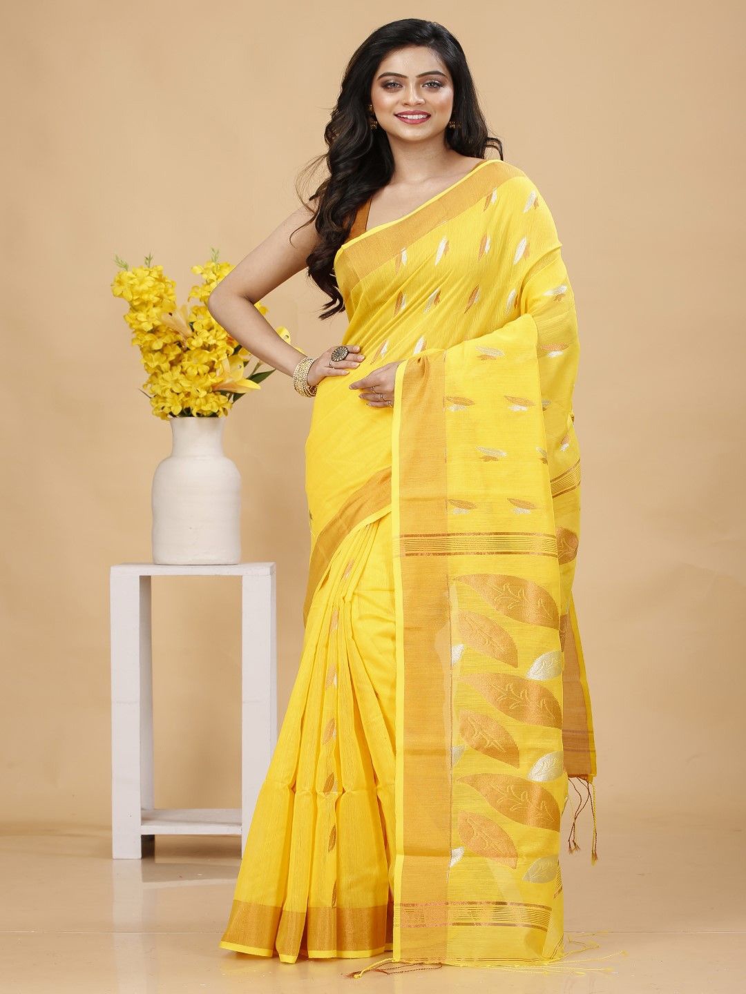 

Bong ButiQ Woven Design Saree, Yellow