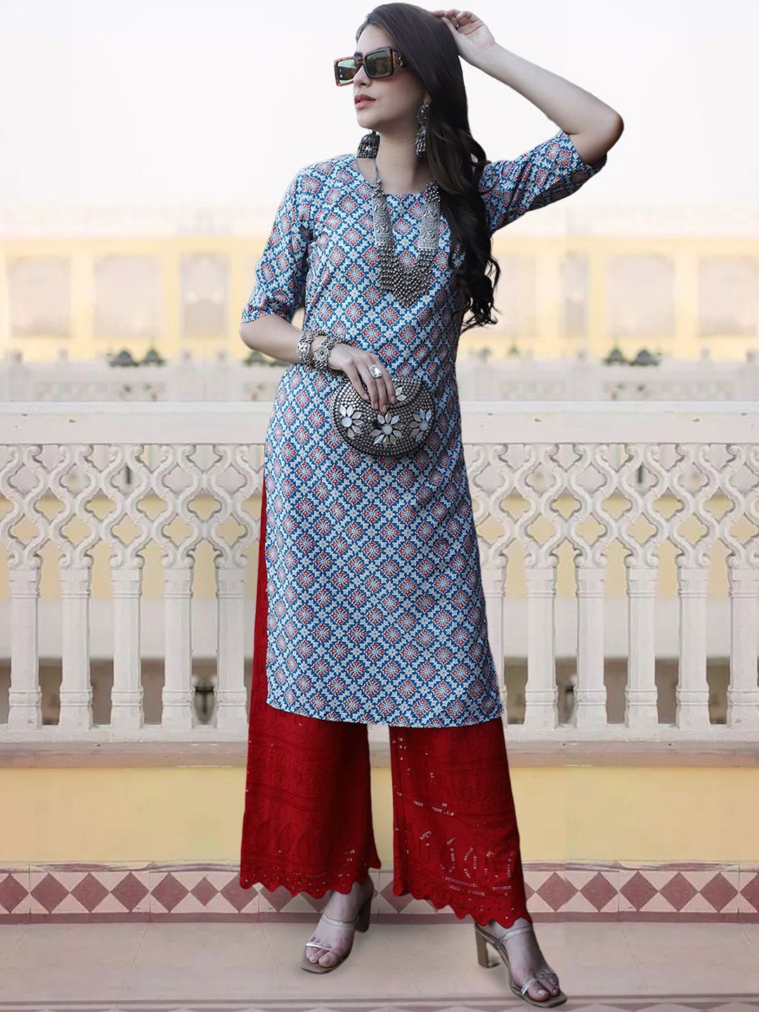 

7Threads Women Geometric Printed Sequinned Floral Crepe Kurta, Multi