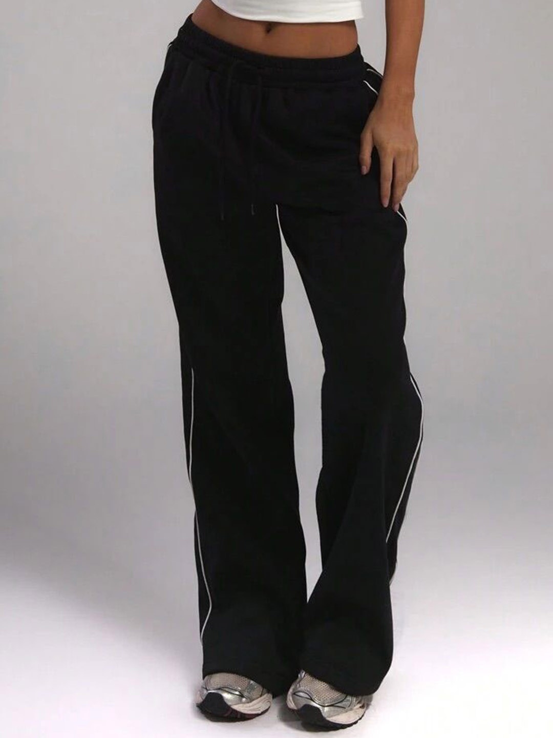 

TABADTOD Women Relaxed Loose Fit Trousers, Black