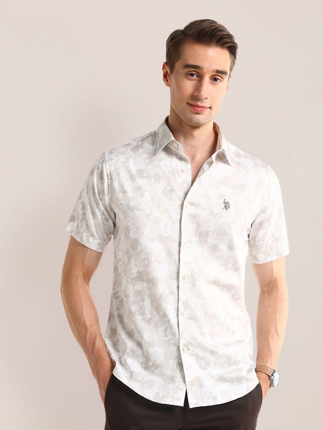 

U.S. Polo Assn. Men Classic Floral Opaque Printed Casual Shirt, Beige