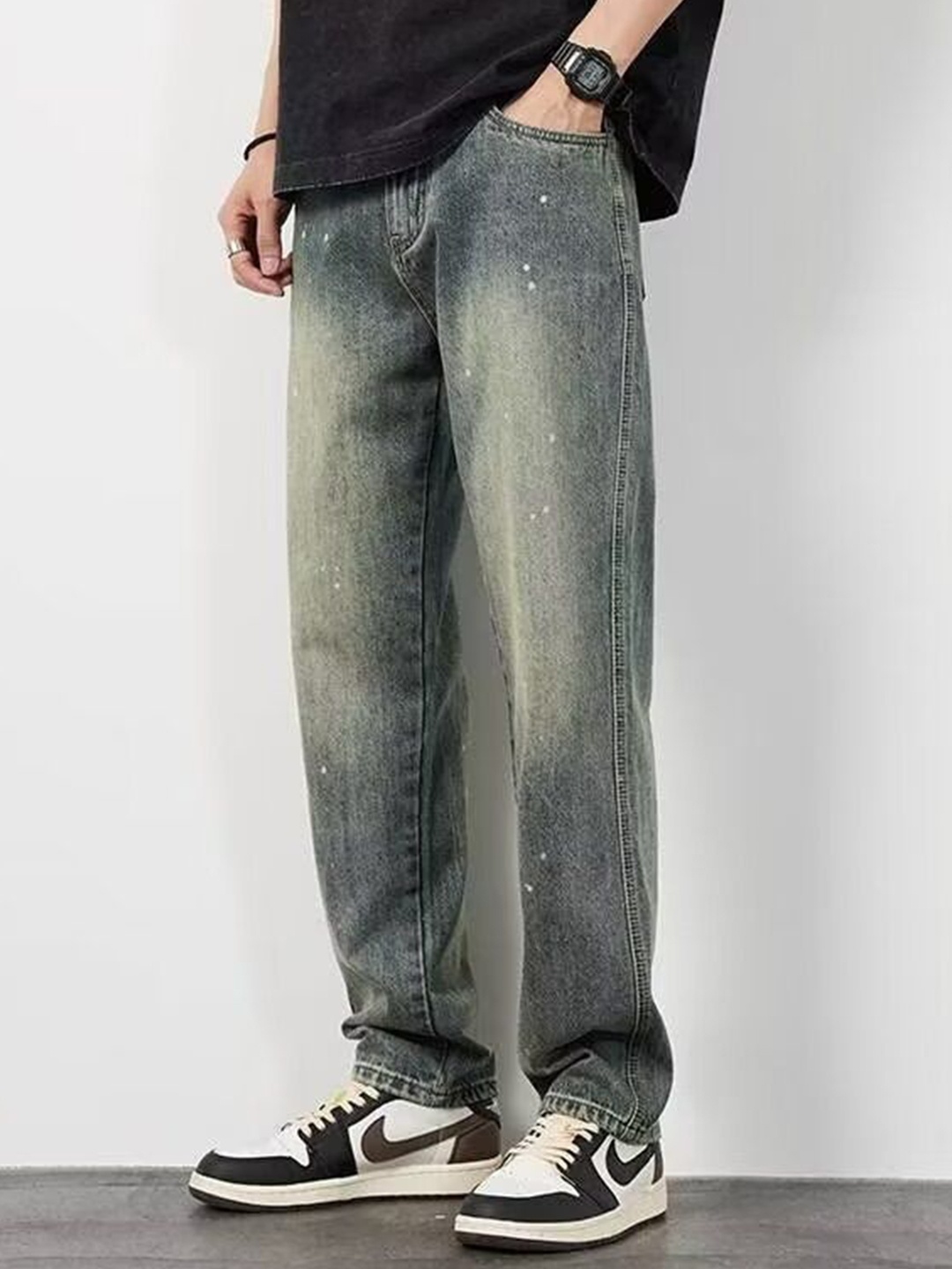 

StyleCast Men Slim Fit Heavy Fade Jeans, Black