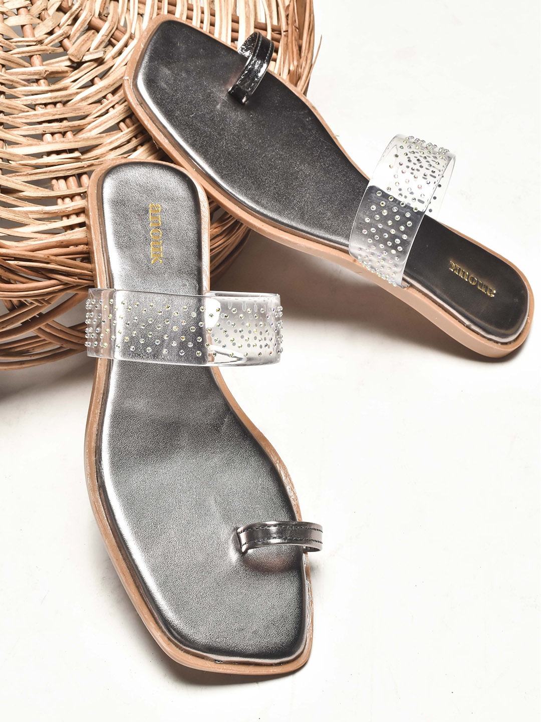 

Anouk Women Embellished One Toe Flats, Silver