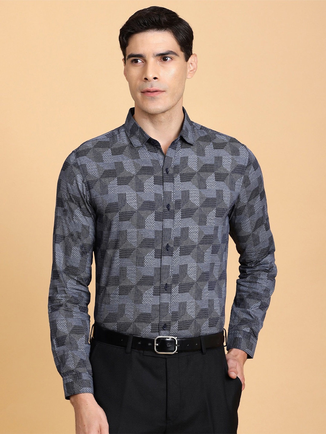 

Gavin Paris Men Classic Opaque Printed Semiformal Shirt, Navy blue