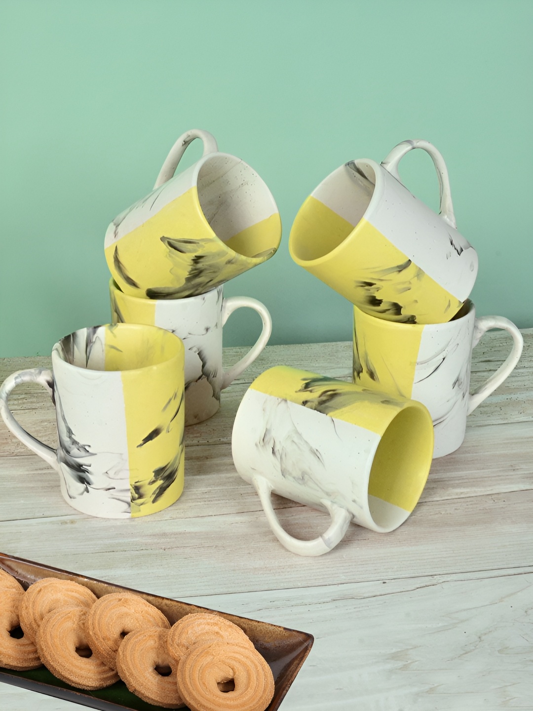 

FABINALIV Set of 6 Yellow Striped Handcrafted Ceramics Matte Mugs