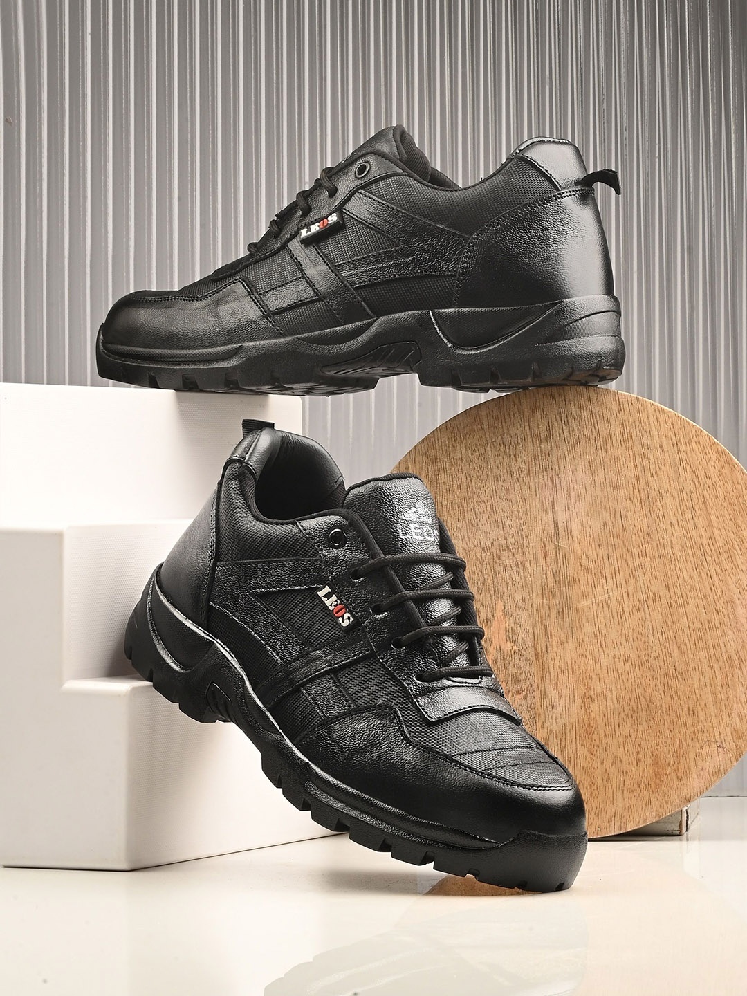 

Leo's Fitness Shoes Men Leather Lace-Ups Sneakers, Black