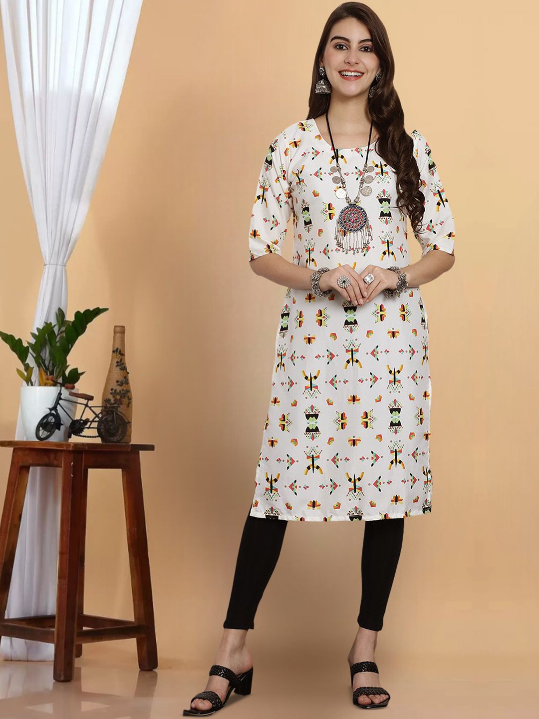 

7Threads Women Floral Printed Keyhole Neck Flared Sleeves Thread Work Floral Crepe Kurta, Multi