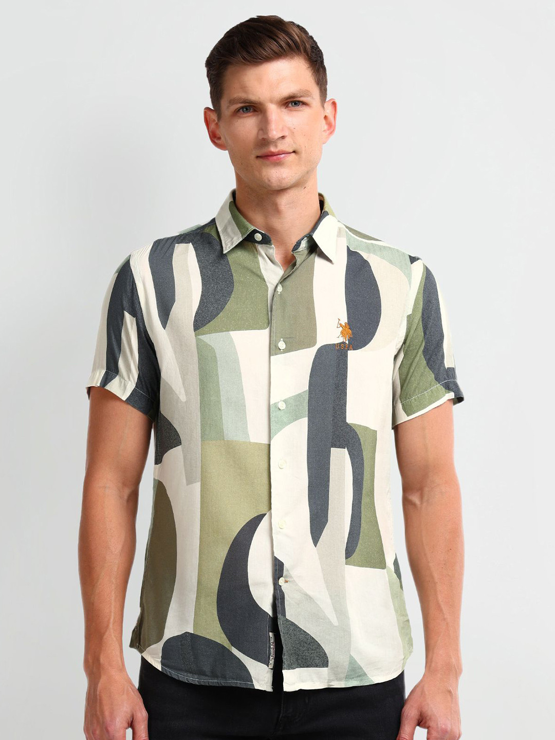 

U.S. Polo Assn. Denim Co. Men Classic Slim Fit Opaque Striped Casual Shirt, Multi