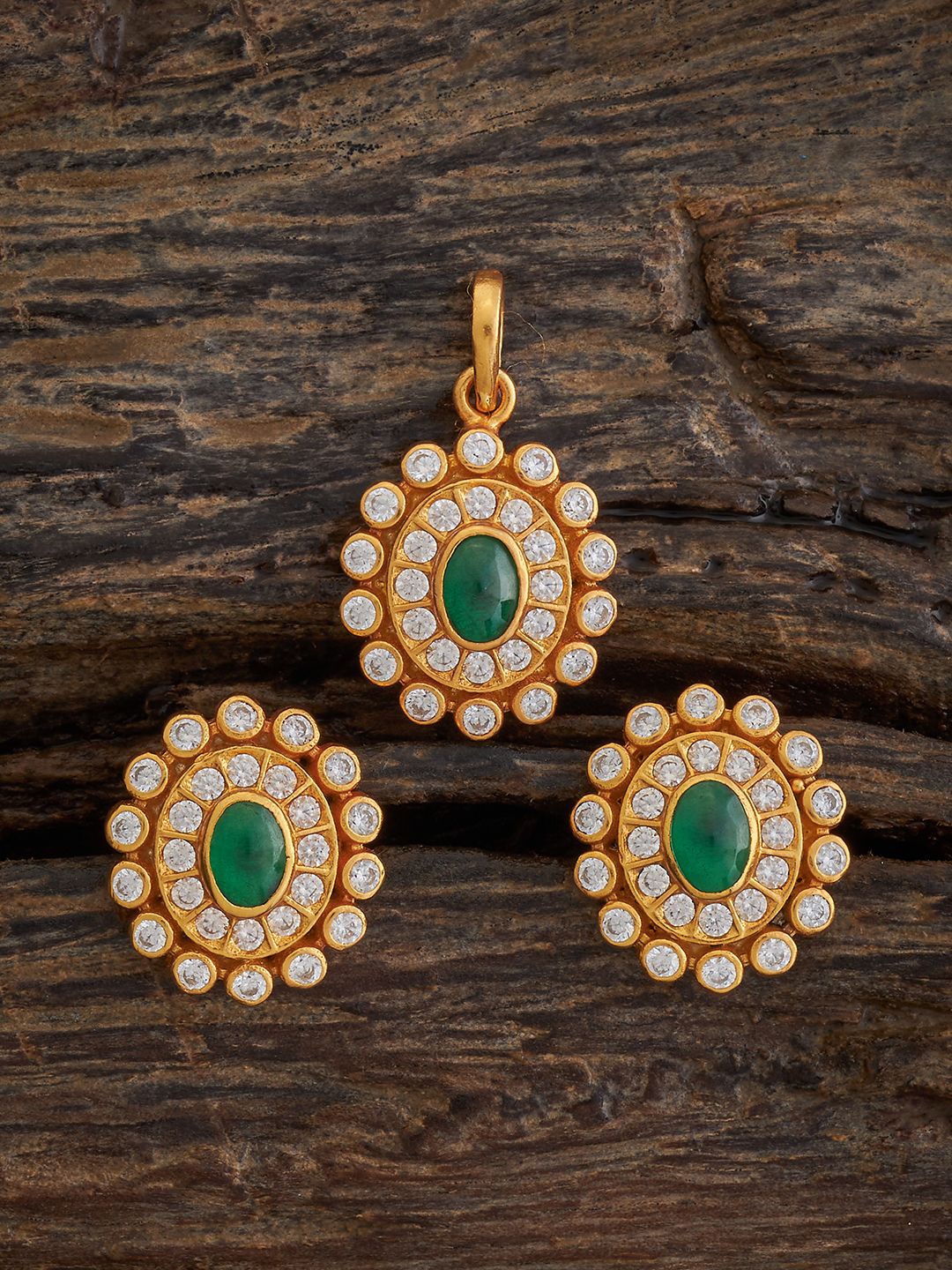 

Kushal's Fashion Jewellery 92.5 Pure Silver Gold Plated Stone Studded Temple Jewellery Set