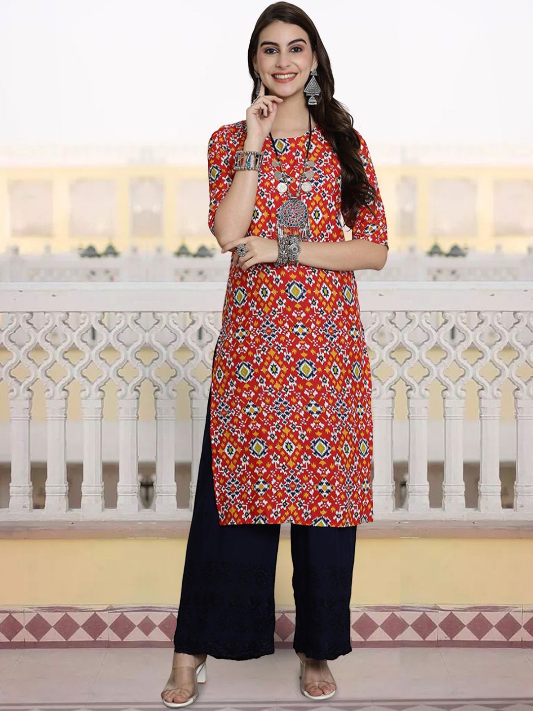 

7Threads Women Printed Thread Work Floral Crepe Kurta, Multi