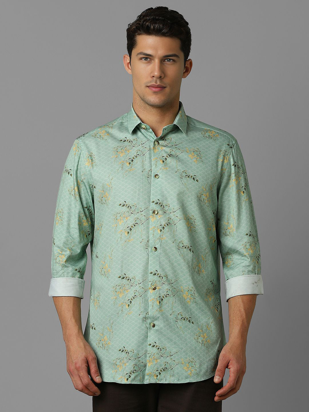 

Louis Philippe Sport Men Classic Floral Opaque Printed Casual Shirt, Green