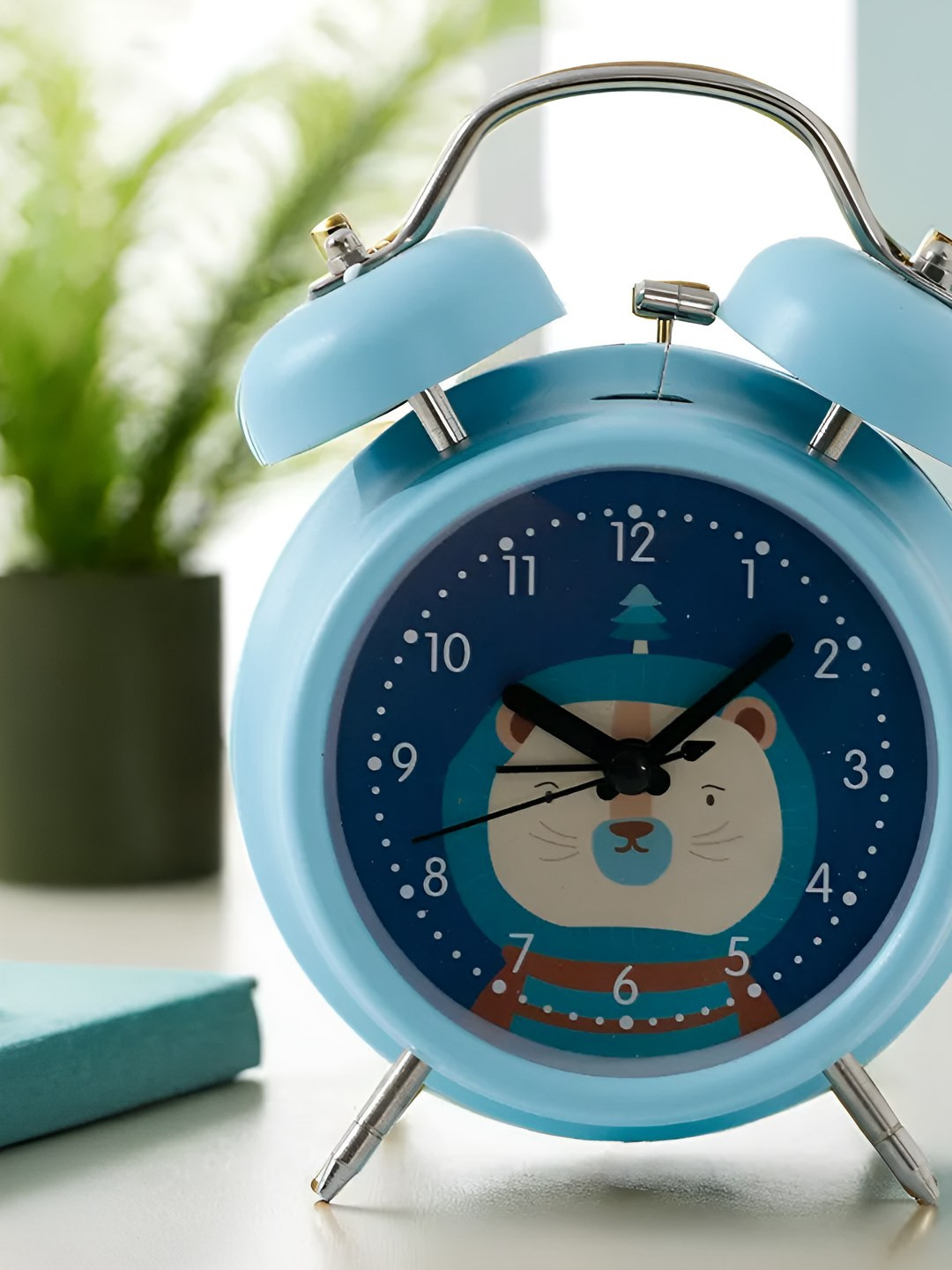 

UMAI Blue & White Printed Contemporary Analogue Alarm Clock