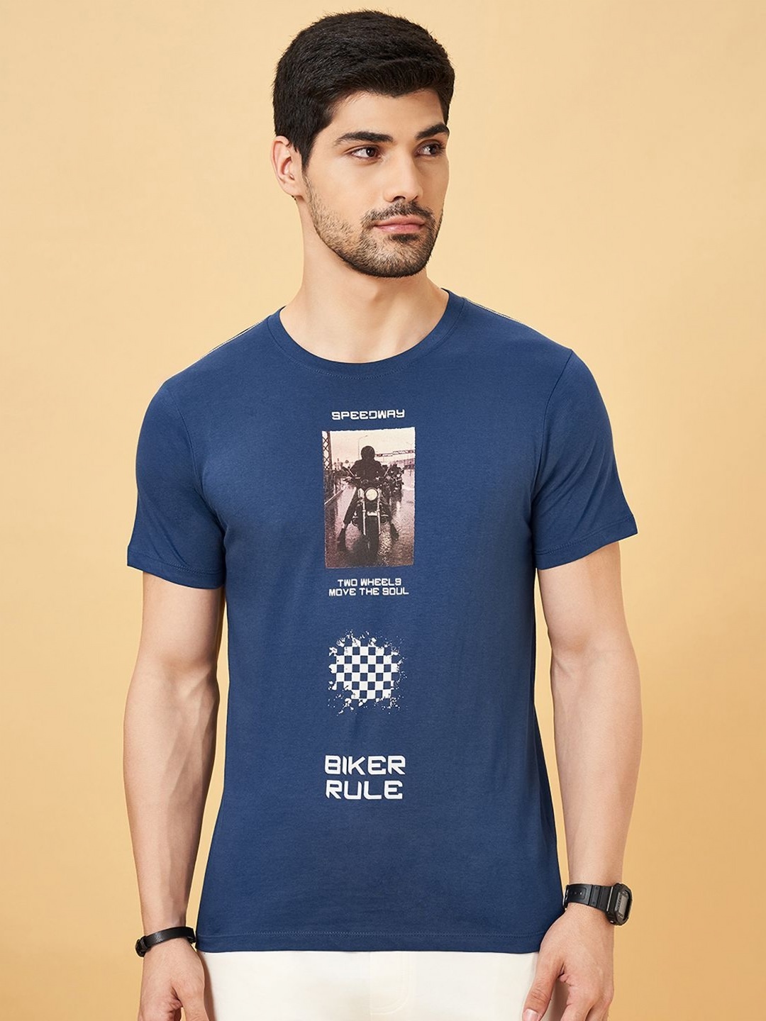 

SF JEANS by Pantaloons Men Typography Printed Round Neck Cotton Slim Fit T-Shirt, Navy blue