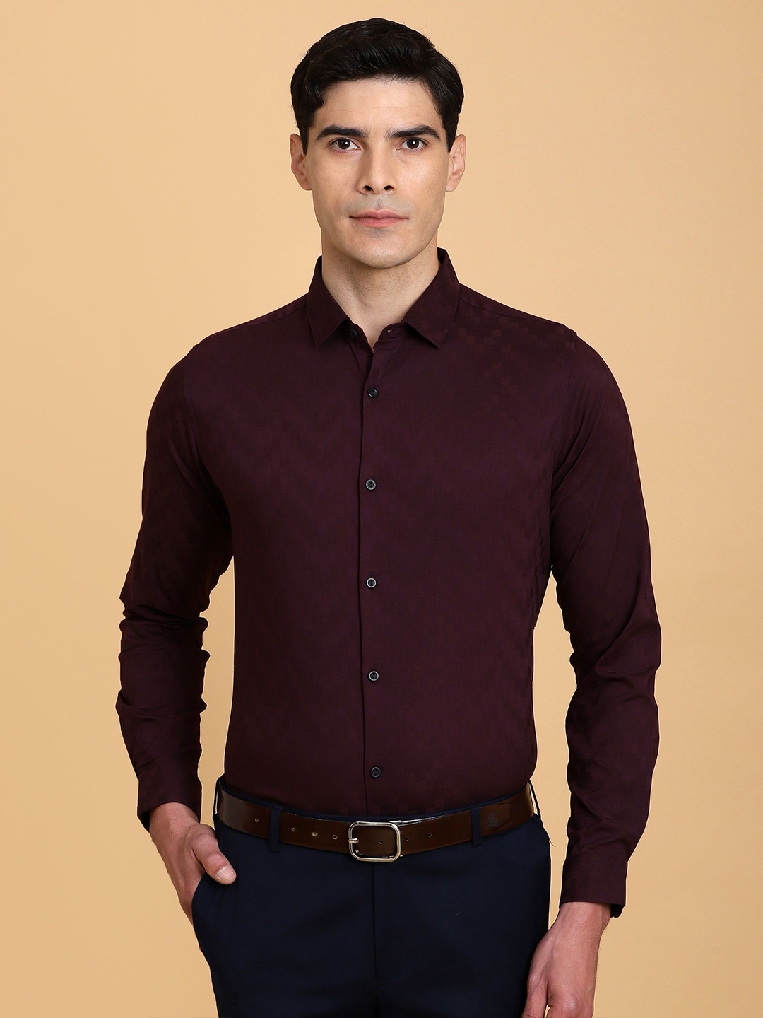 

Gavin Paris Men Classic Opaque Semiformal Shirt, Burgundy