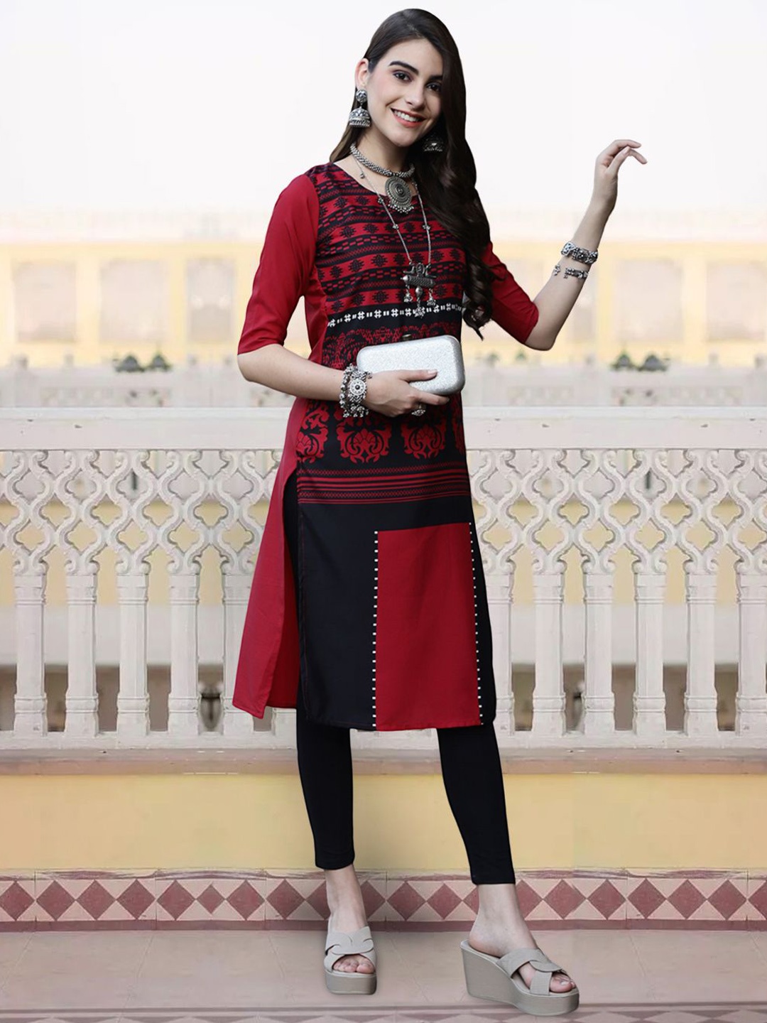 

7Threads Women Ethnic Motifs Printed Sequinned Floral Crepe Kurta, Multi