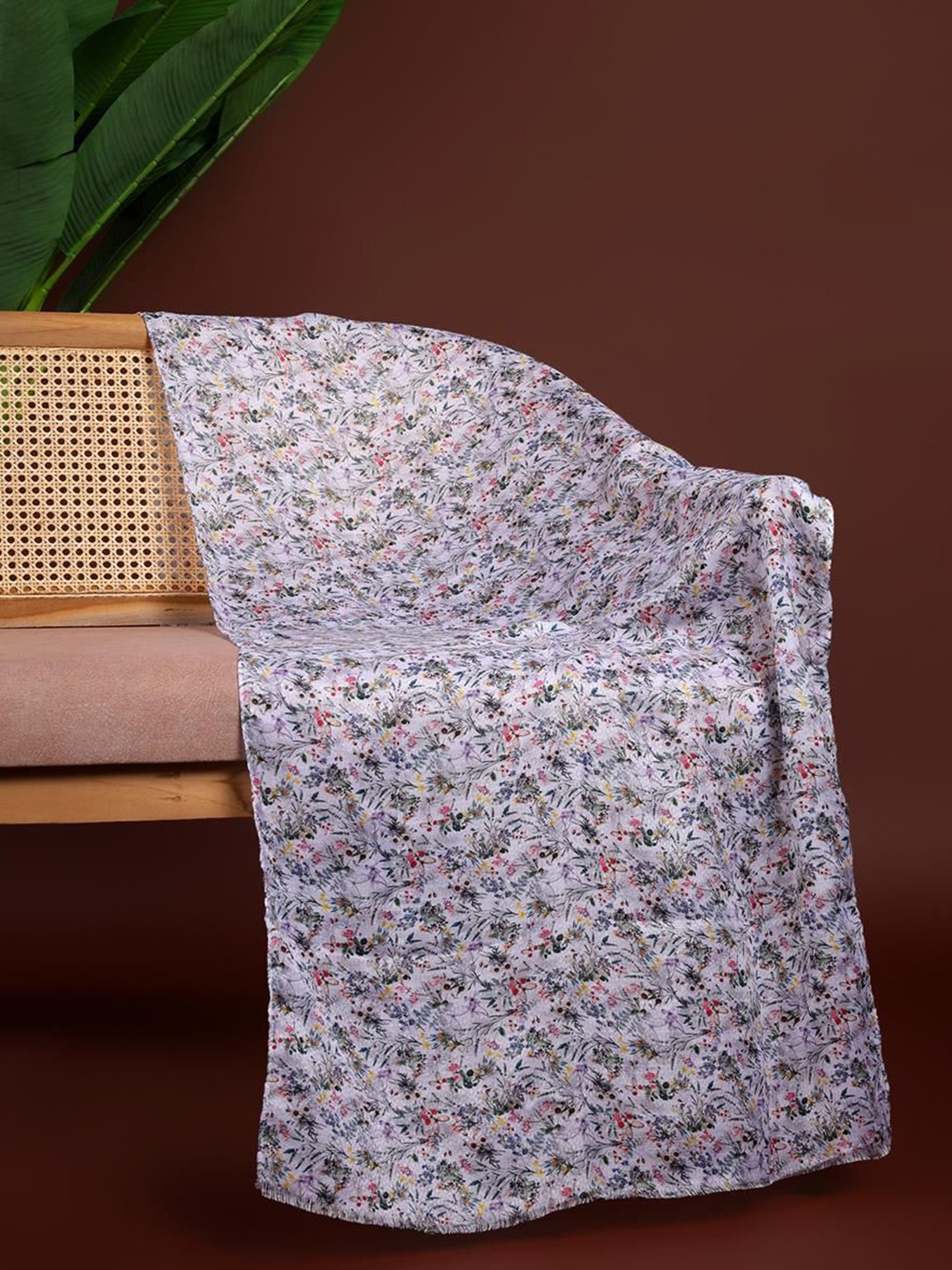 

J Style Women Printed Scarf, White