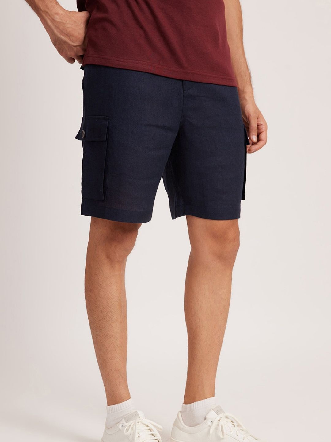 

Creatures of Habit Men Linen Cargo Shorts, Navy blue