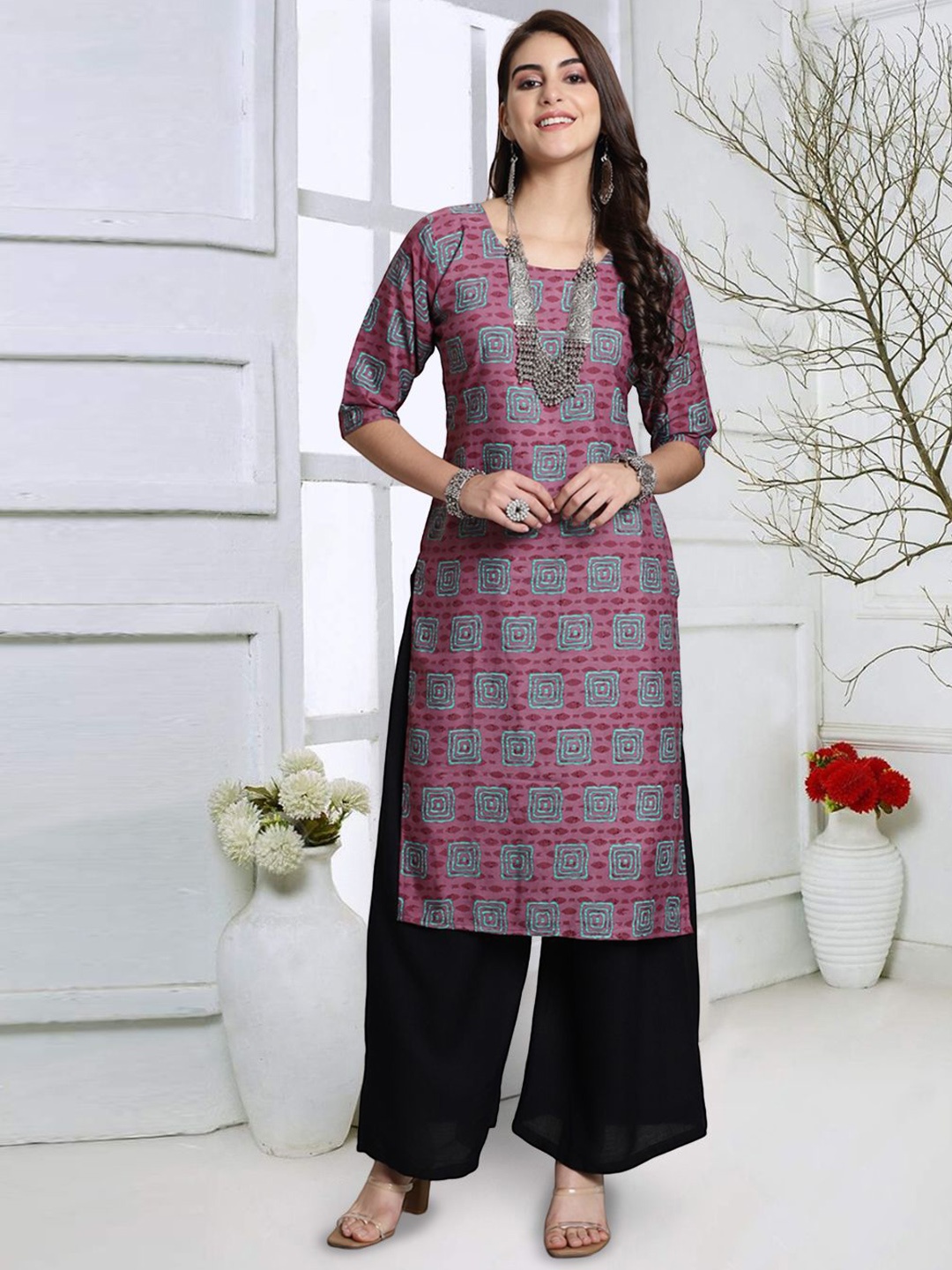 

7Threads Women Geometric Printed Keyhole Neck Thread Work Floral Crepe Kurta, Multi