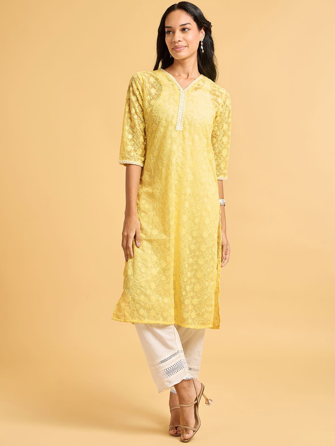 

Saaki Women Geometric Keyhole Neck Thread Work Georgette Kurta, Yellow