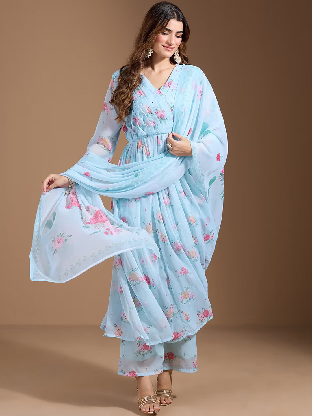 

Ode by House of Pataudi Women Floral Printed Regular Kurta with Trousers & With Dupatta, Blue