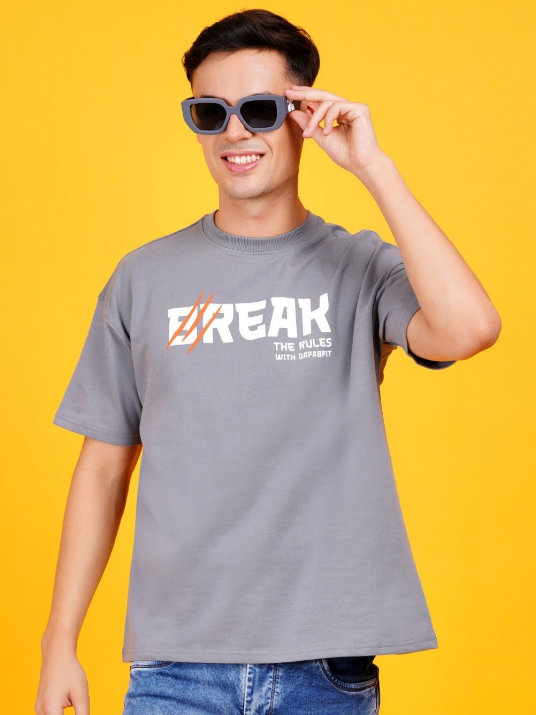 

DAFABFIT Men Typography Pockets T-shirt, Grey