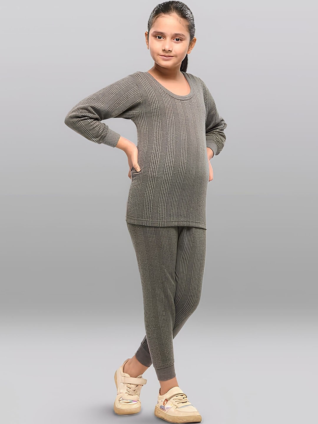 

BAESD Girls Striped Round Neck Thermal Set, Grey melange